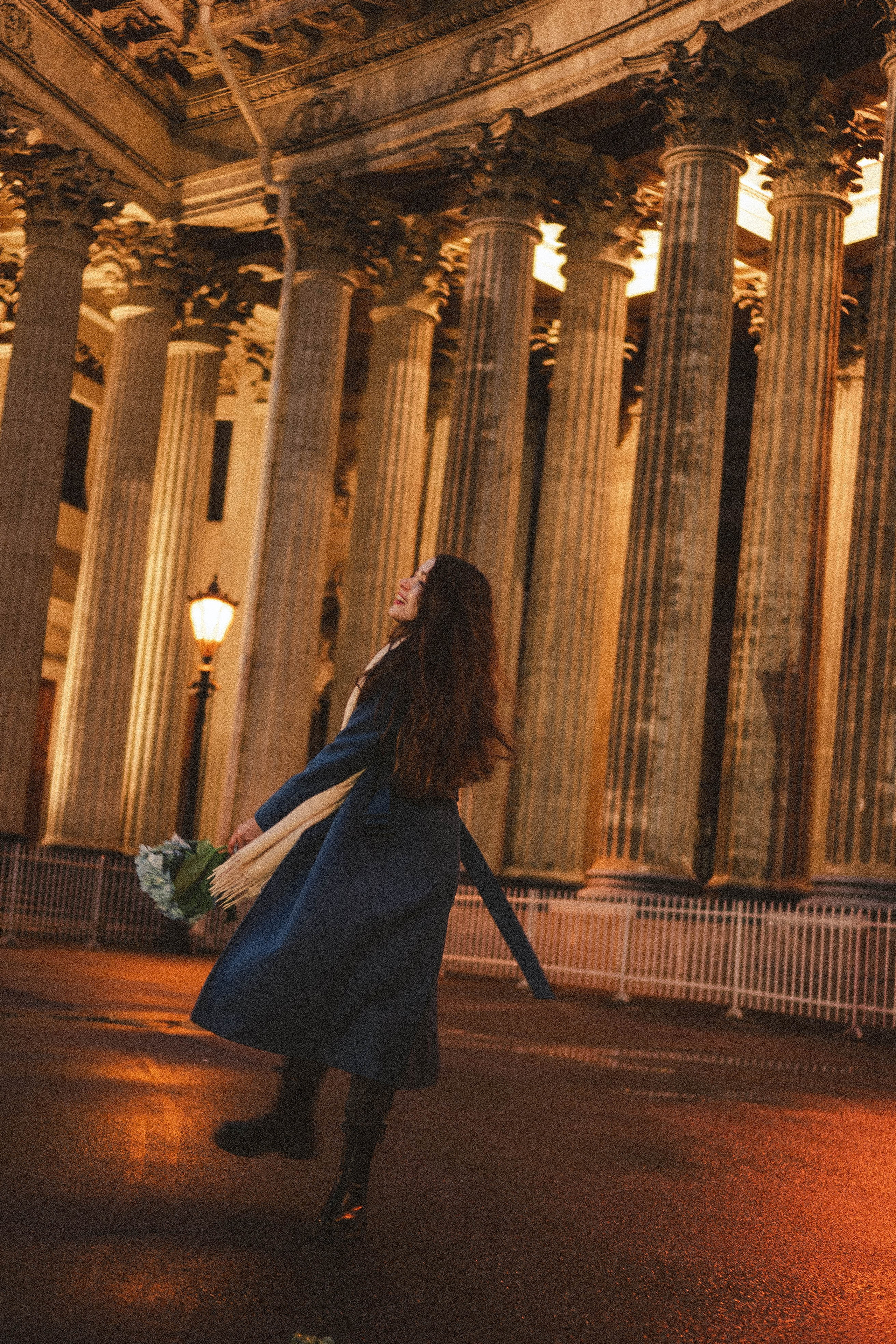 Прогулочная фотосессия по центру. Профессиональный фотограф, Санкт-Петербург — Виктория Богомолова