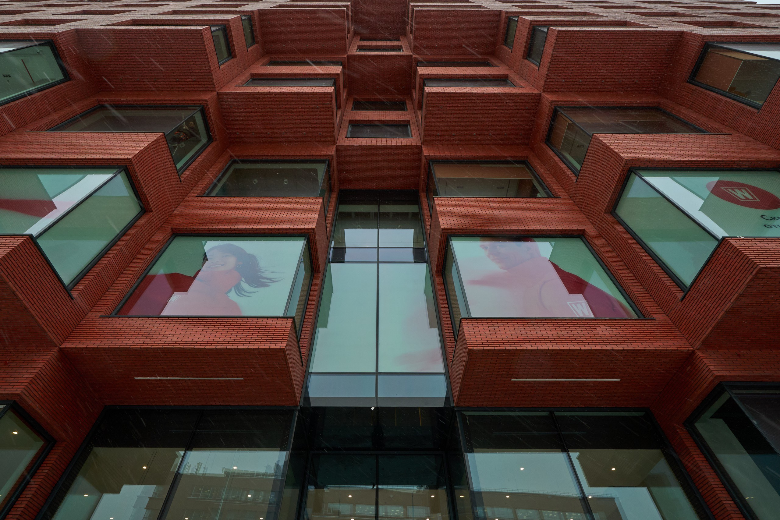 Архитектурная фотография кубиков-деталей в ЖК RED7