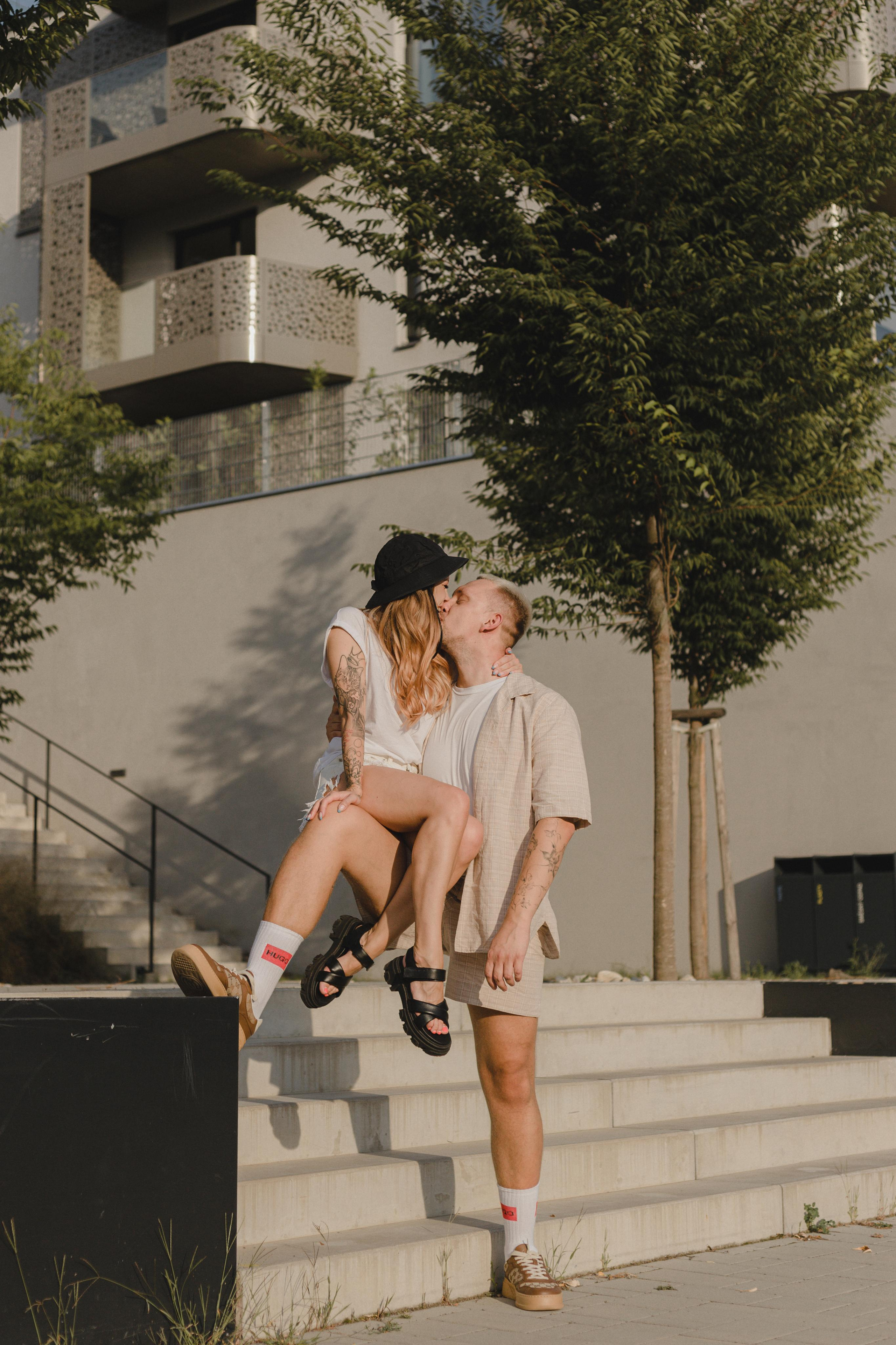 Love Story in Prague. Wedding Photographer