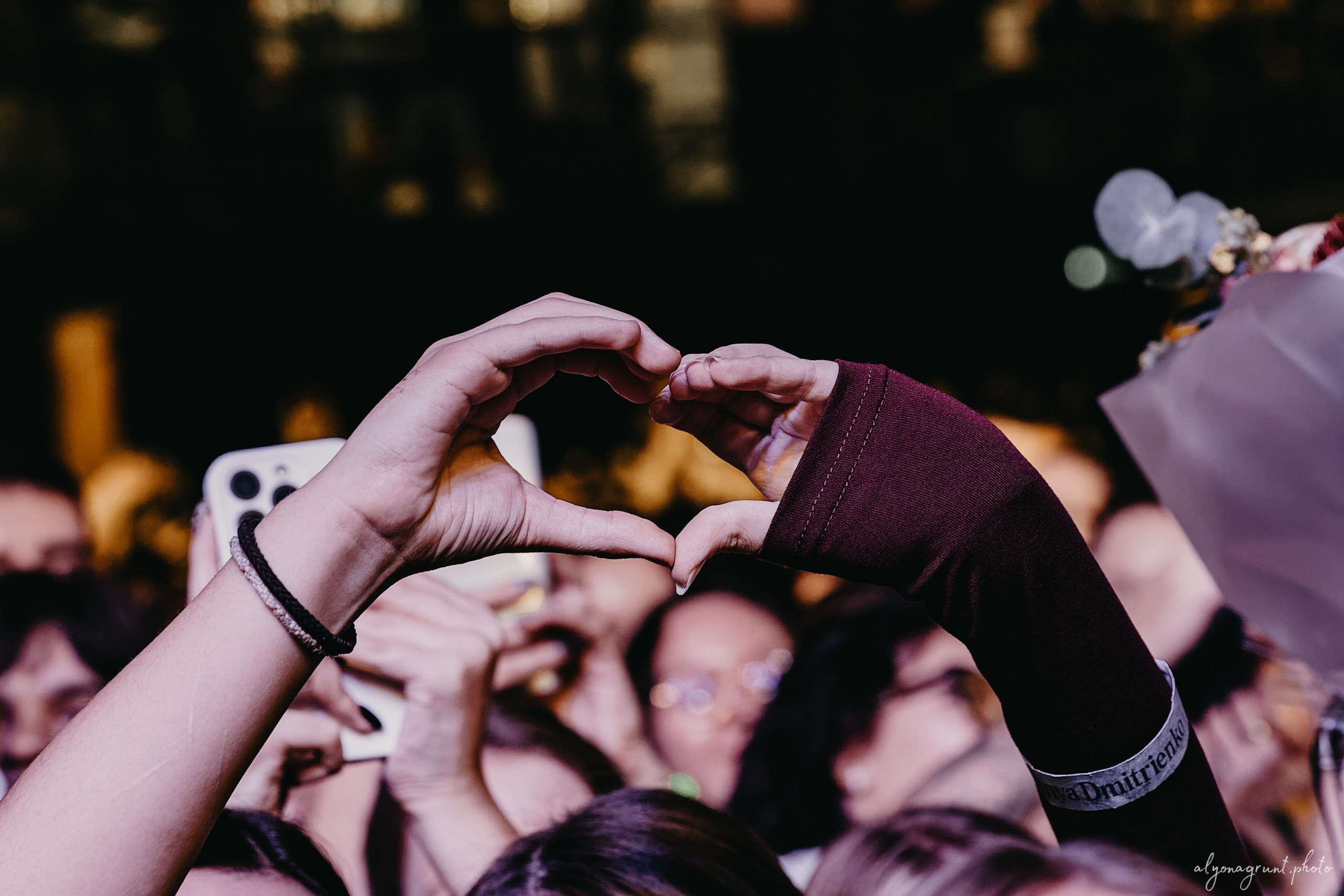 Ваня Дмитриенко, фоторепортаж СПб, A2, 23.10.2025. Алена Адрианова: фотограф в Санкт-Петербурге