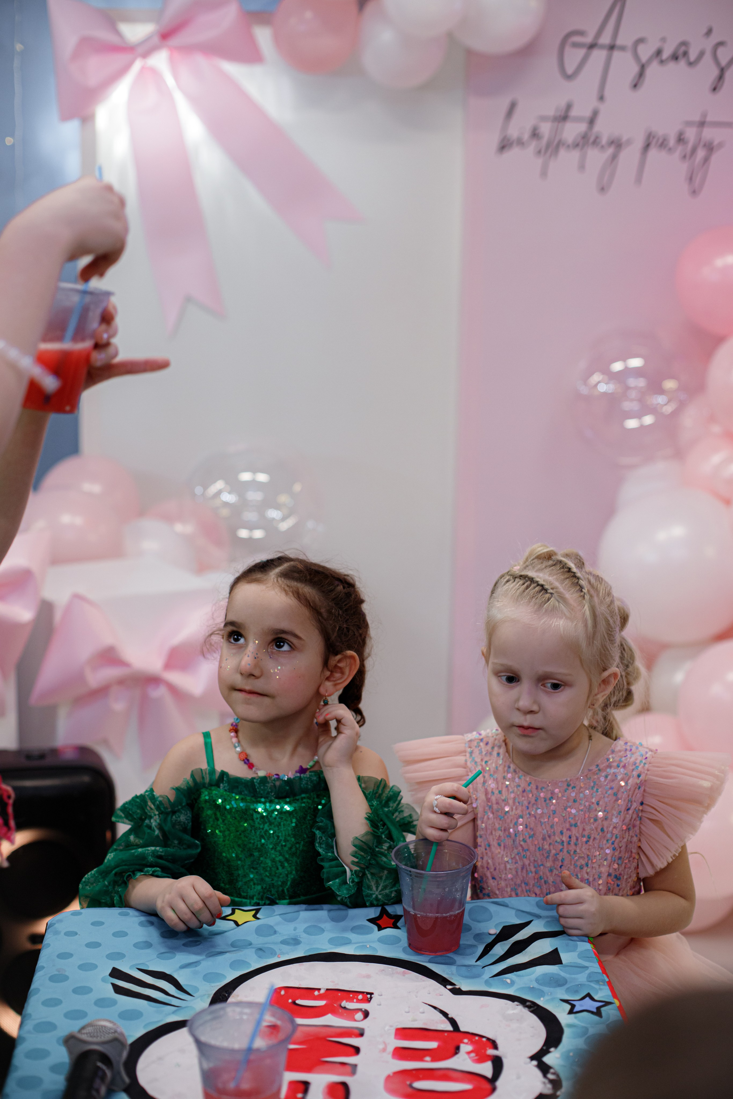 ASIA'S BIRTHDAY PARTY. Photokarish