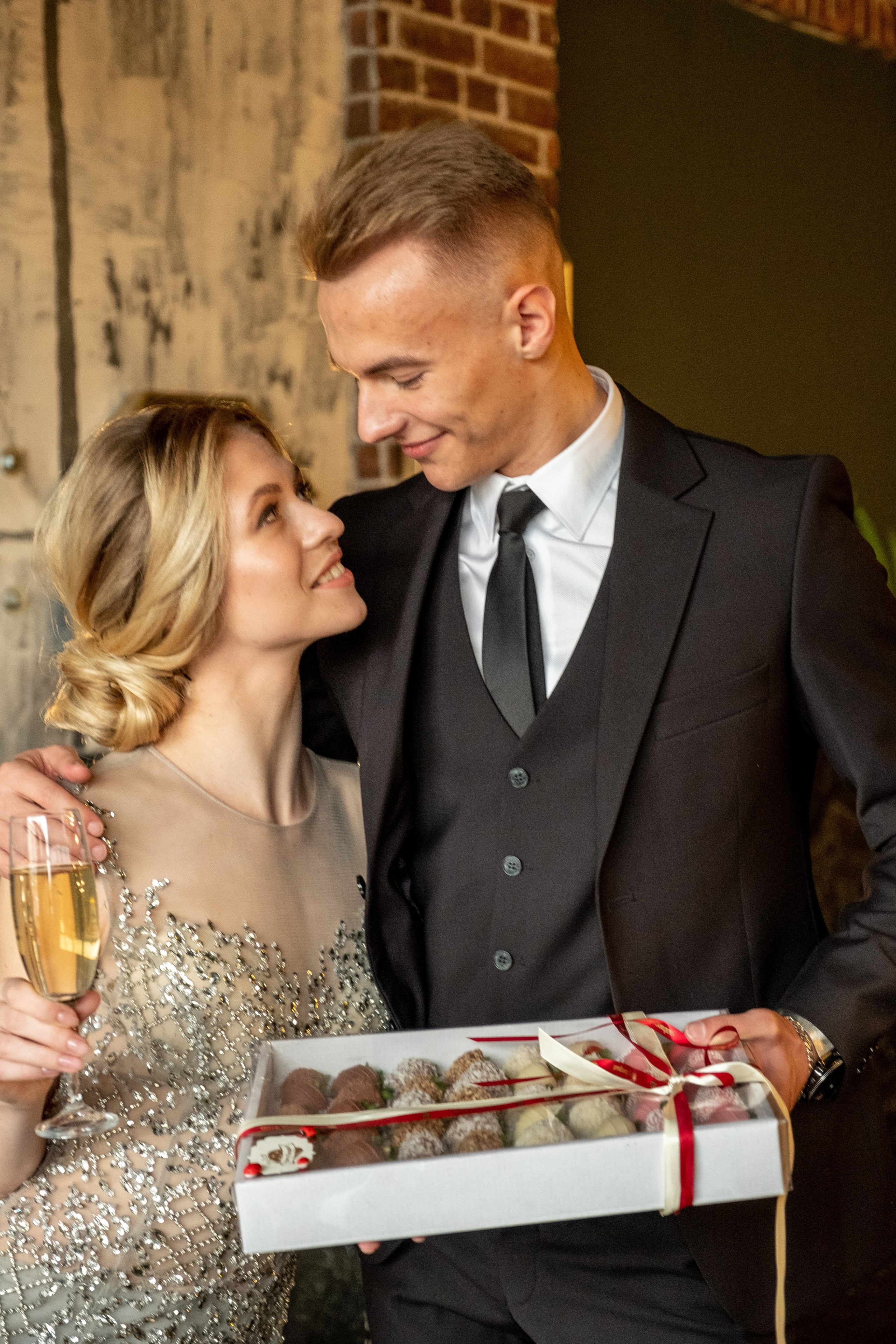 Съемка конфет ручной работы для Озон в Санкт-Петербурге. Фотосессия для маркетплейсов