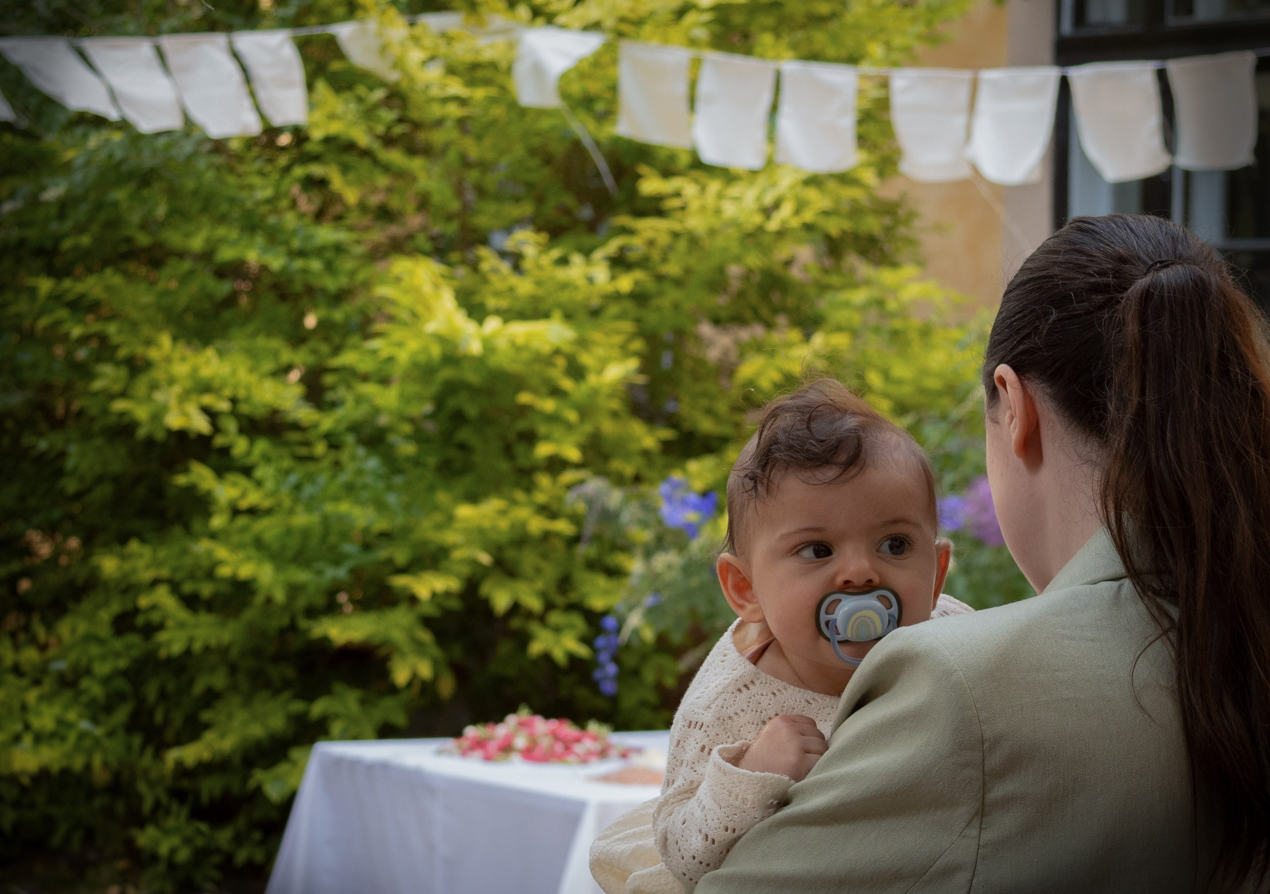 Prague, book presentation. Magic photos