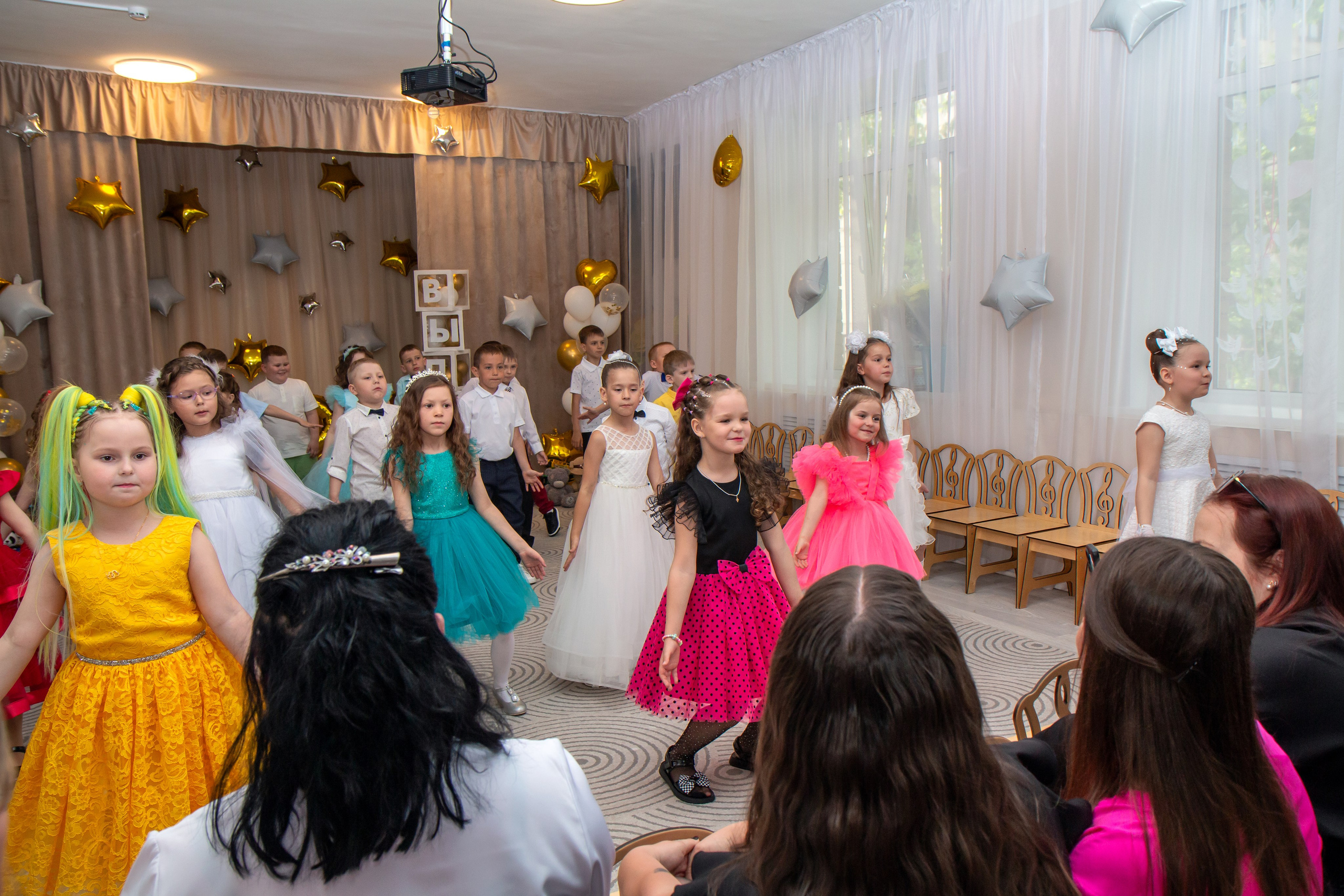Впускной вечер в ДС «Солнышко» — 2025 г. Фотограф в Шелехове, лучшие выпускные альбомы в Шелехове