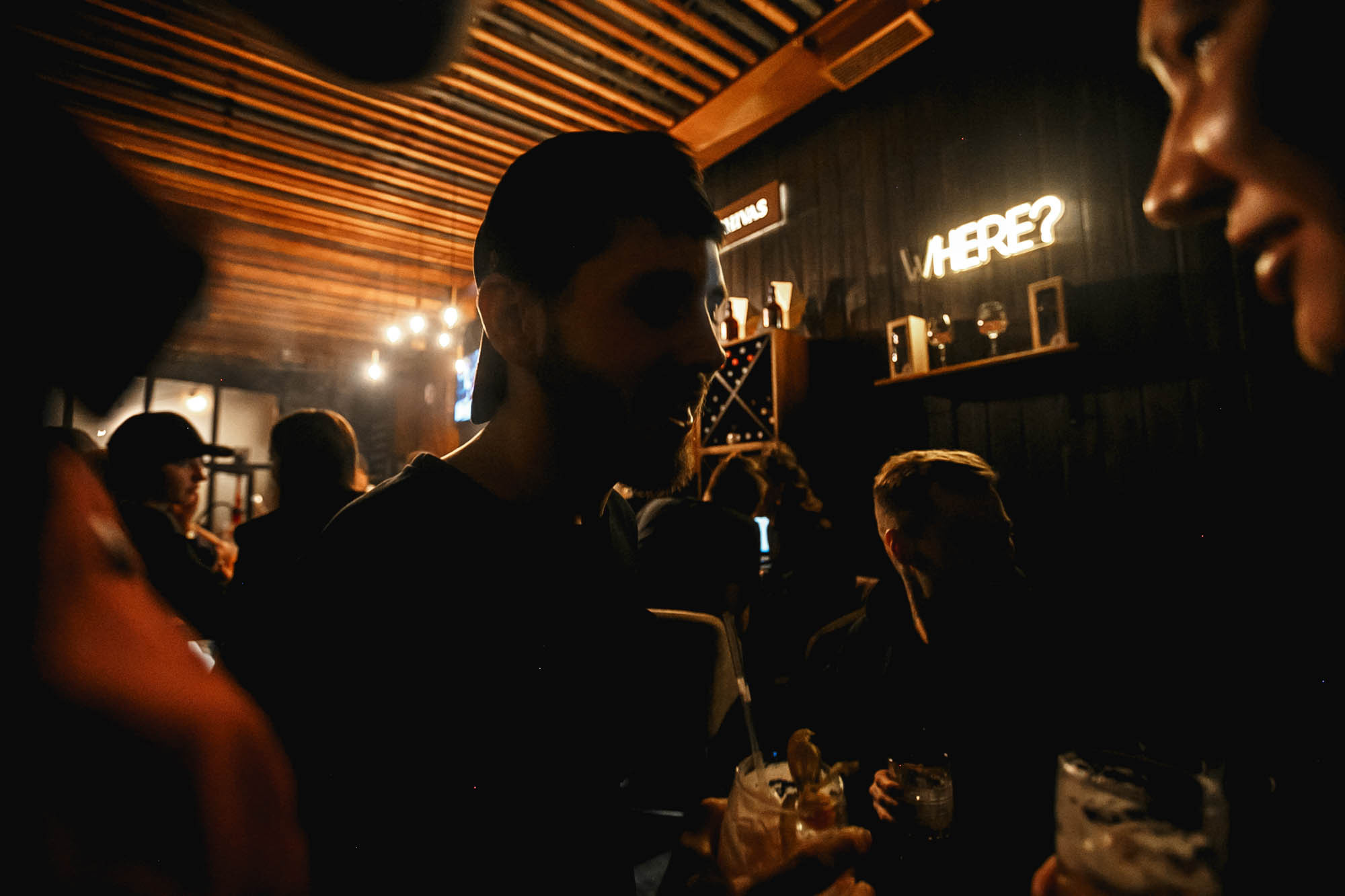 Guest Bartending / Вася и Русик