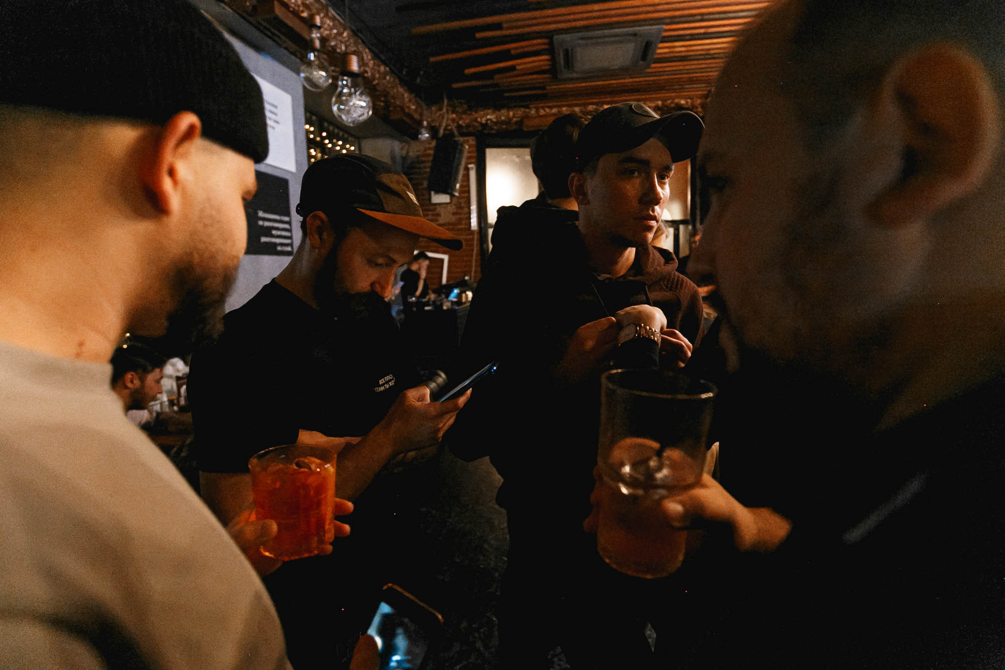 Guest Bartending / Вася и Русик