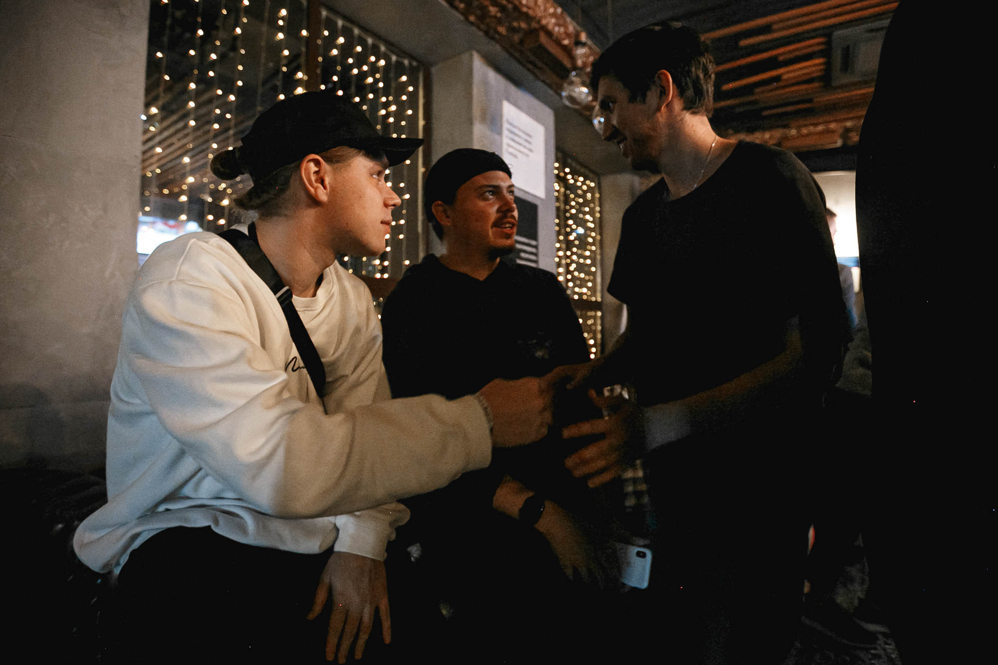 Guest Bartending / Вася и Русик