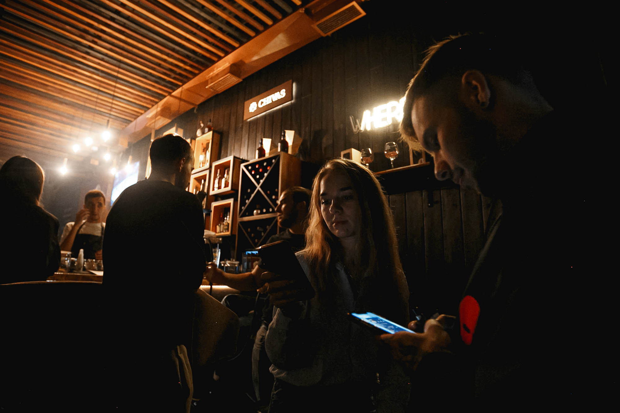 Guest Bartending / Вася и Русик