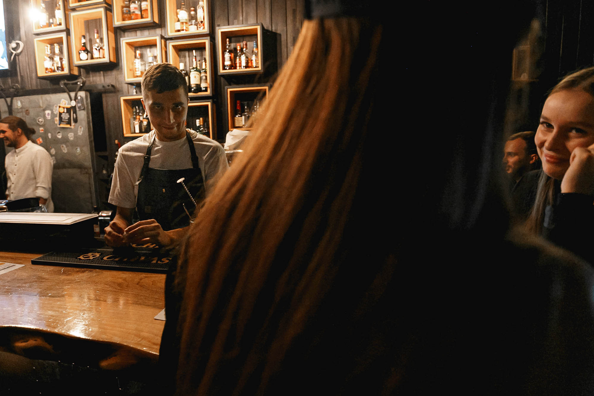 Guest Bartending / Вася и Русик