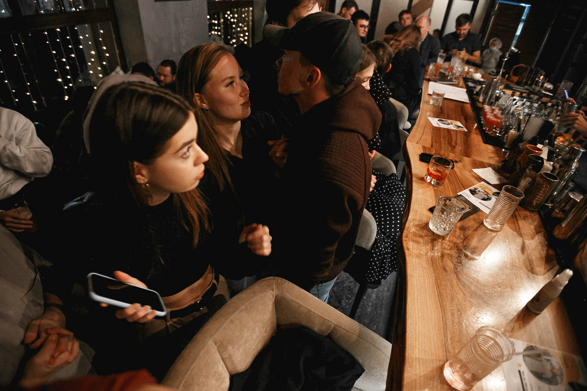 Guest Bartending / Вася и Русик