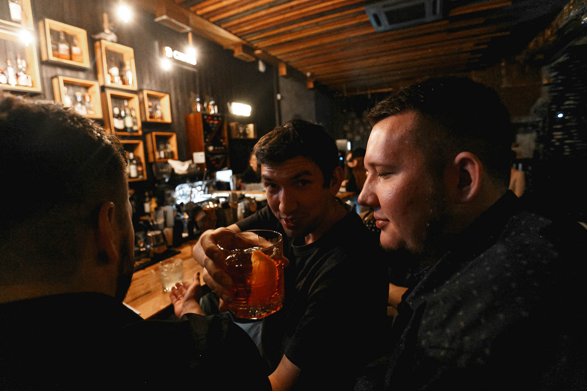 Guest Bartending / Вася и Русик