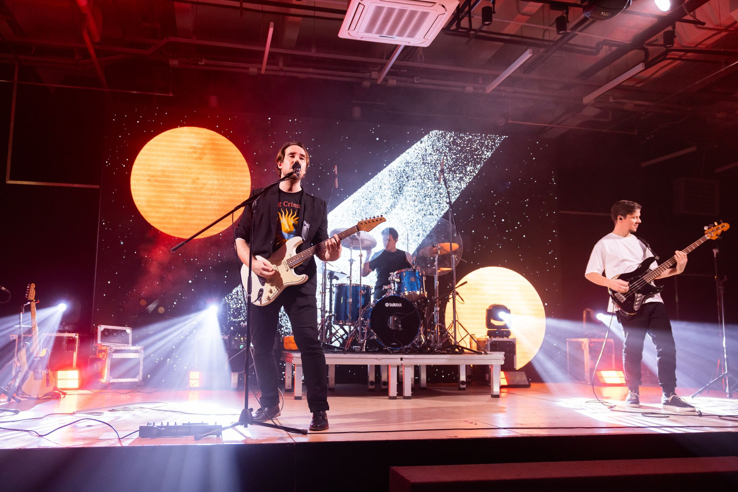 Echoes and Signals. Репортажный фотограф Алексей Пирязев