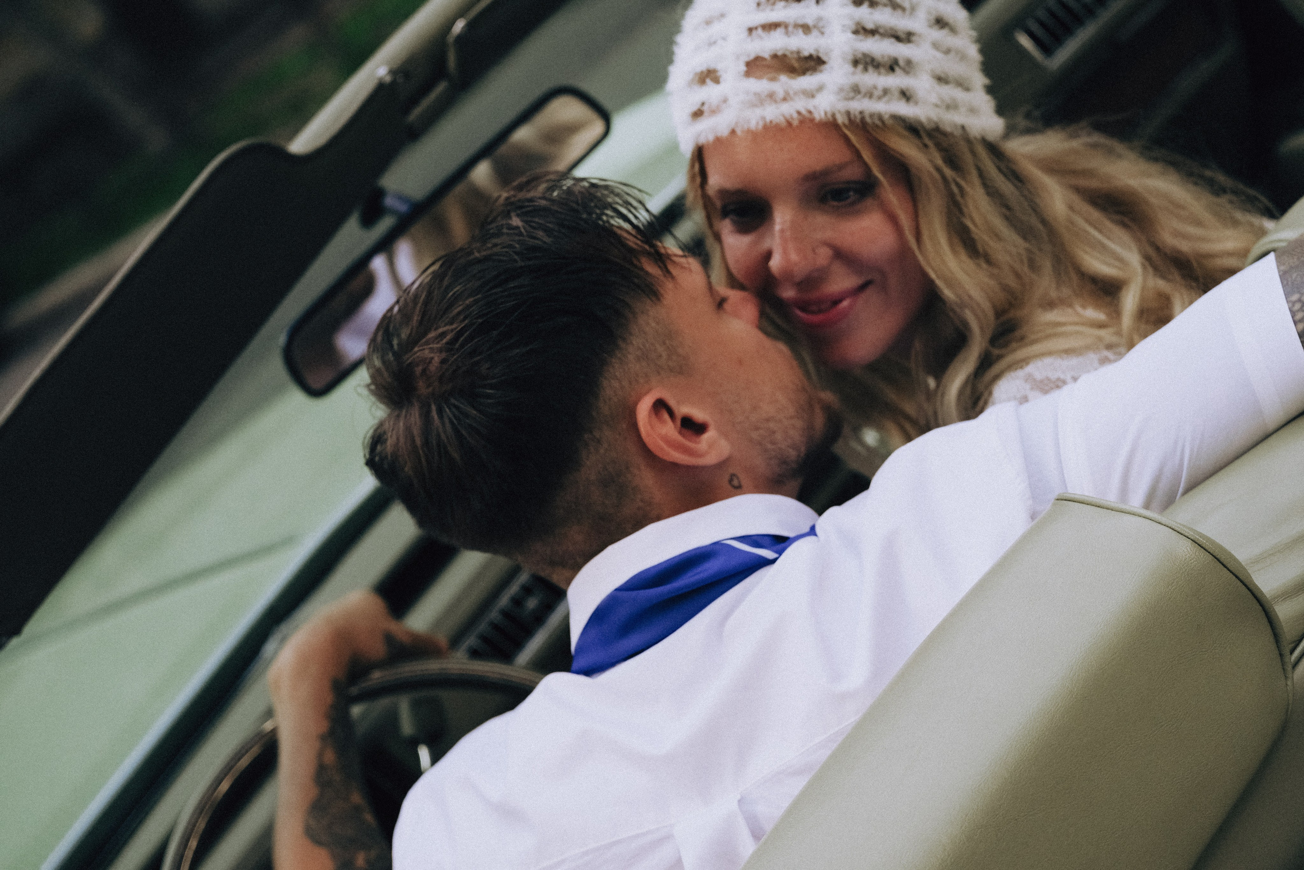 СВАДЕБНАЯ СЬЕМКА С КАБРИОЛЕТОМ В САНТК-ПЕТЕРБУРГЕ НА ПЕТРОГРАДКЕ В ОТЕЛЕ ПАНОРАМИКА. Профессиональный фотограф, Санкт-Петербург — Виктория Богомолова