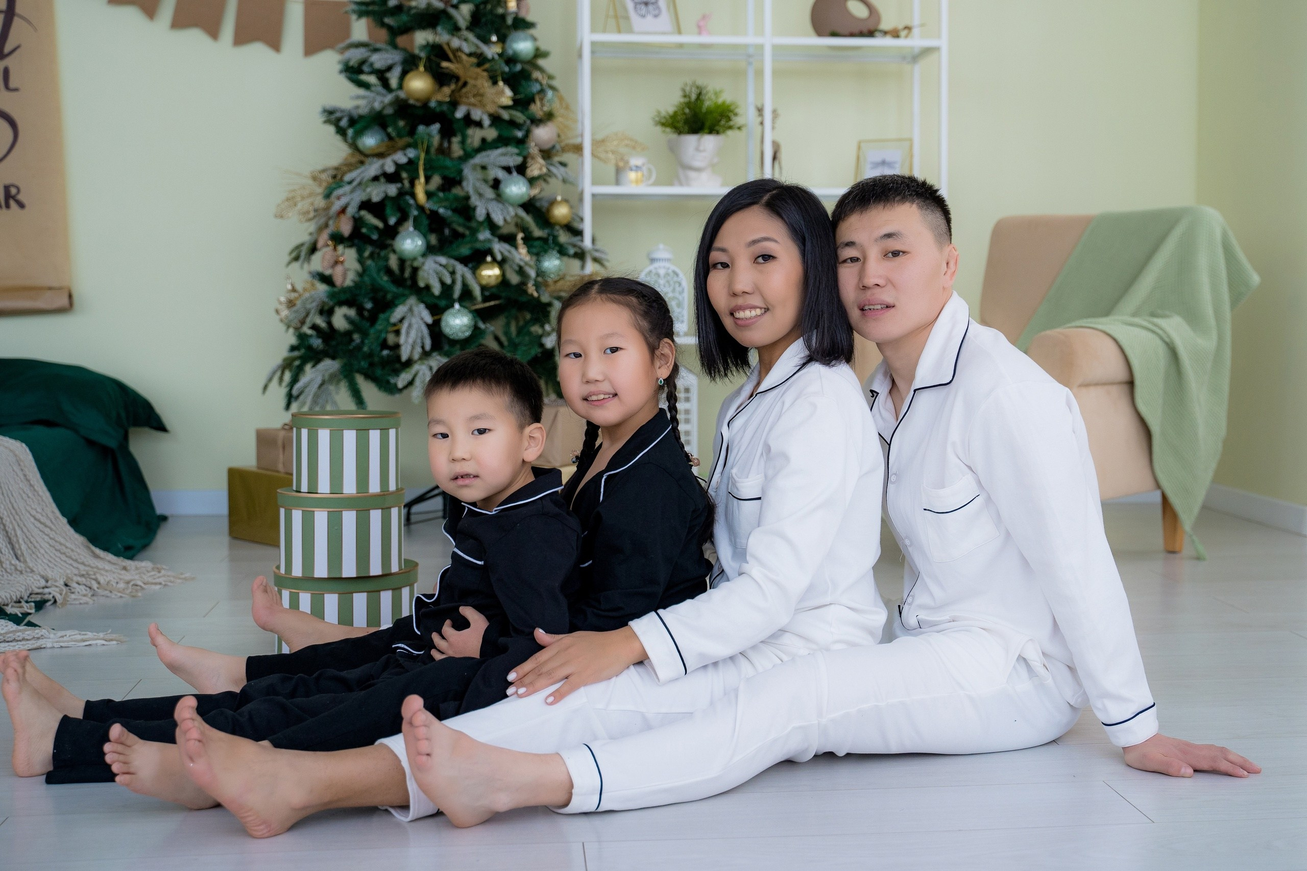 Комплекты Family look. Фотостудия Малина в городе Улан-Удэ. Фотограф Ирина Жарникова