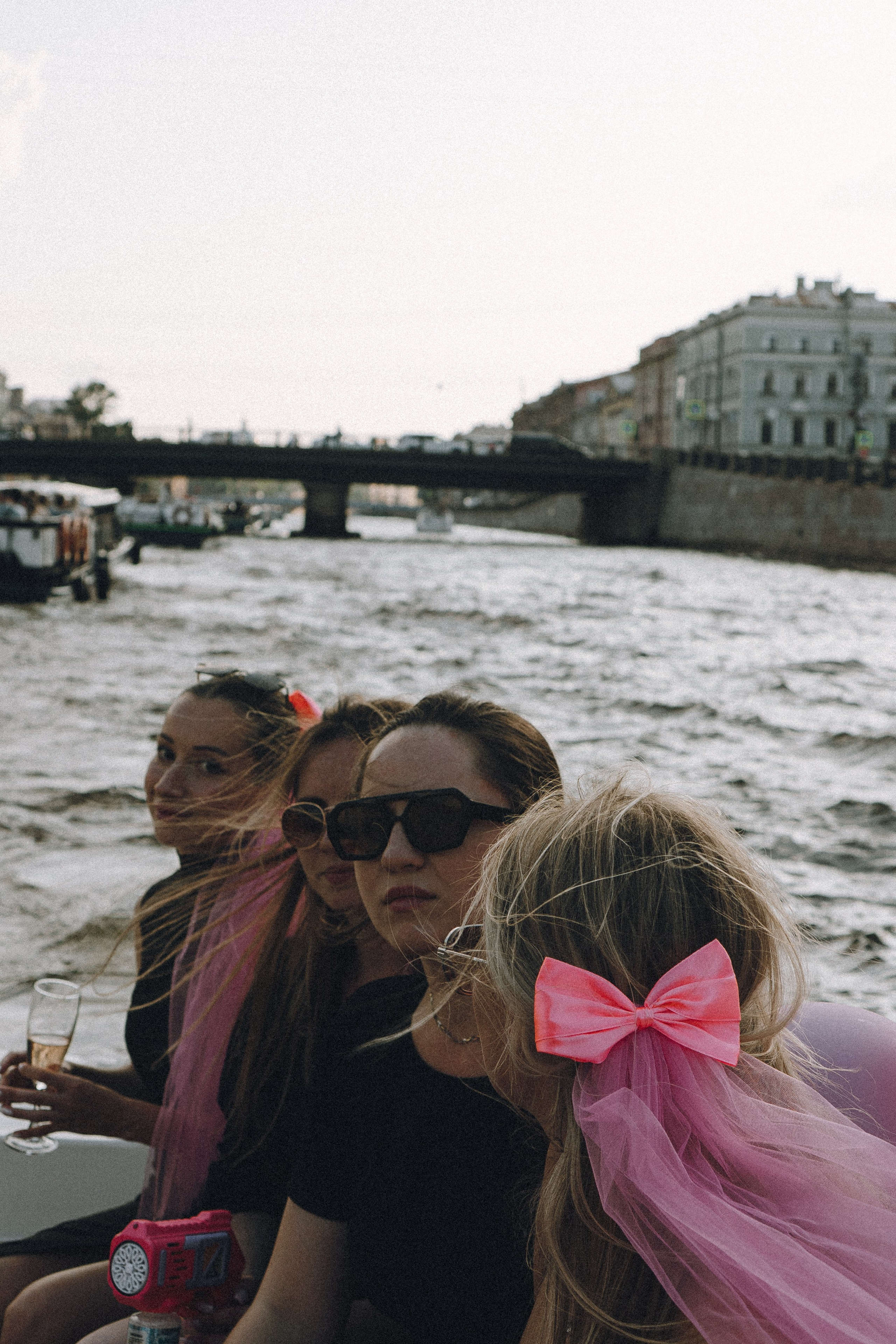ДЕВИЧНИК НА КАТЕРЕ. Профессиональный фотограф, Санкт-Петербург — Виктория Богомолова