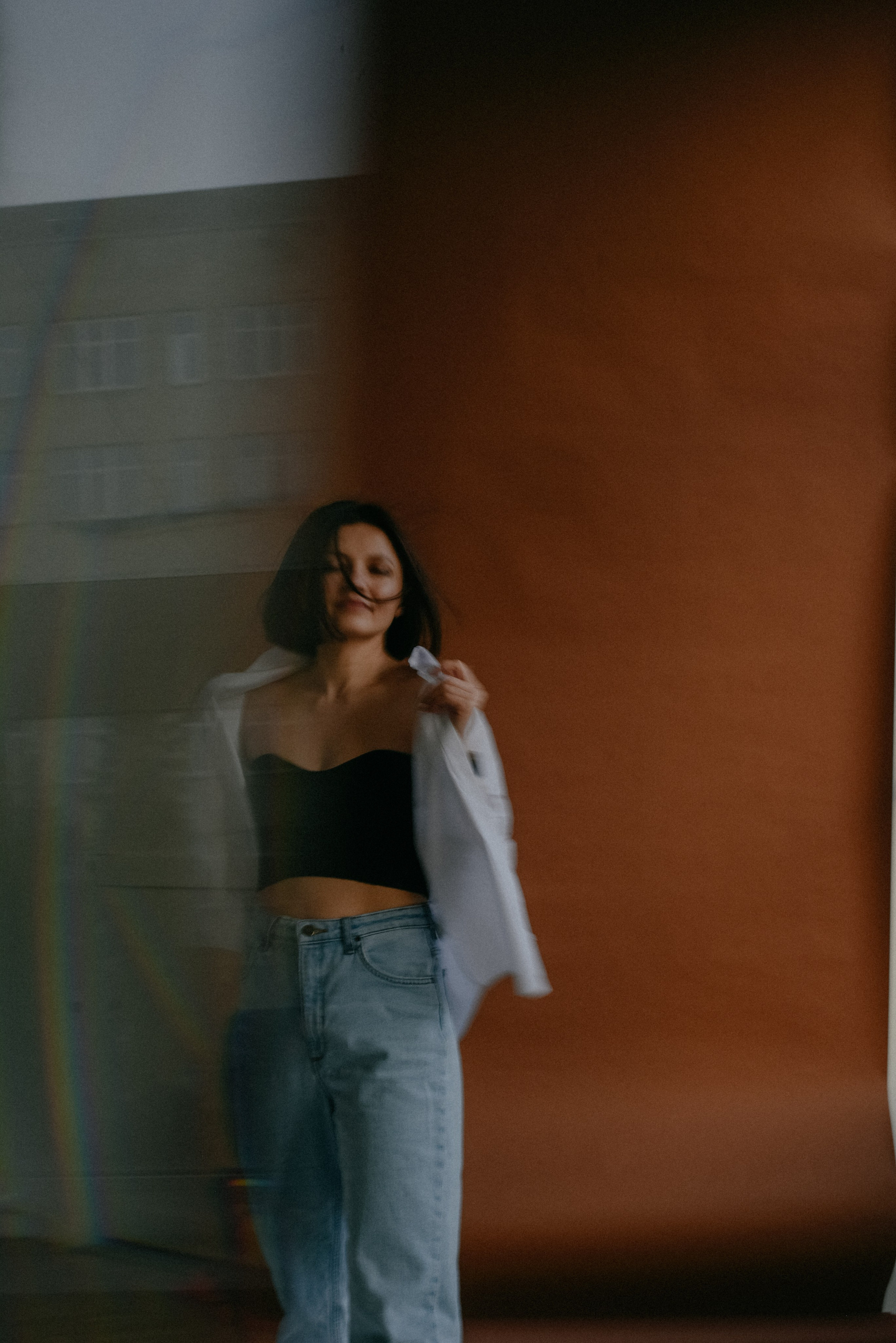 девушка в студи женская фотосессия в студии женская съемка