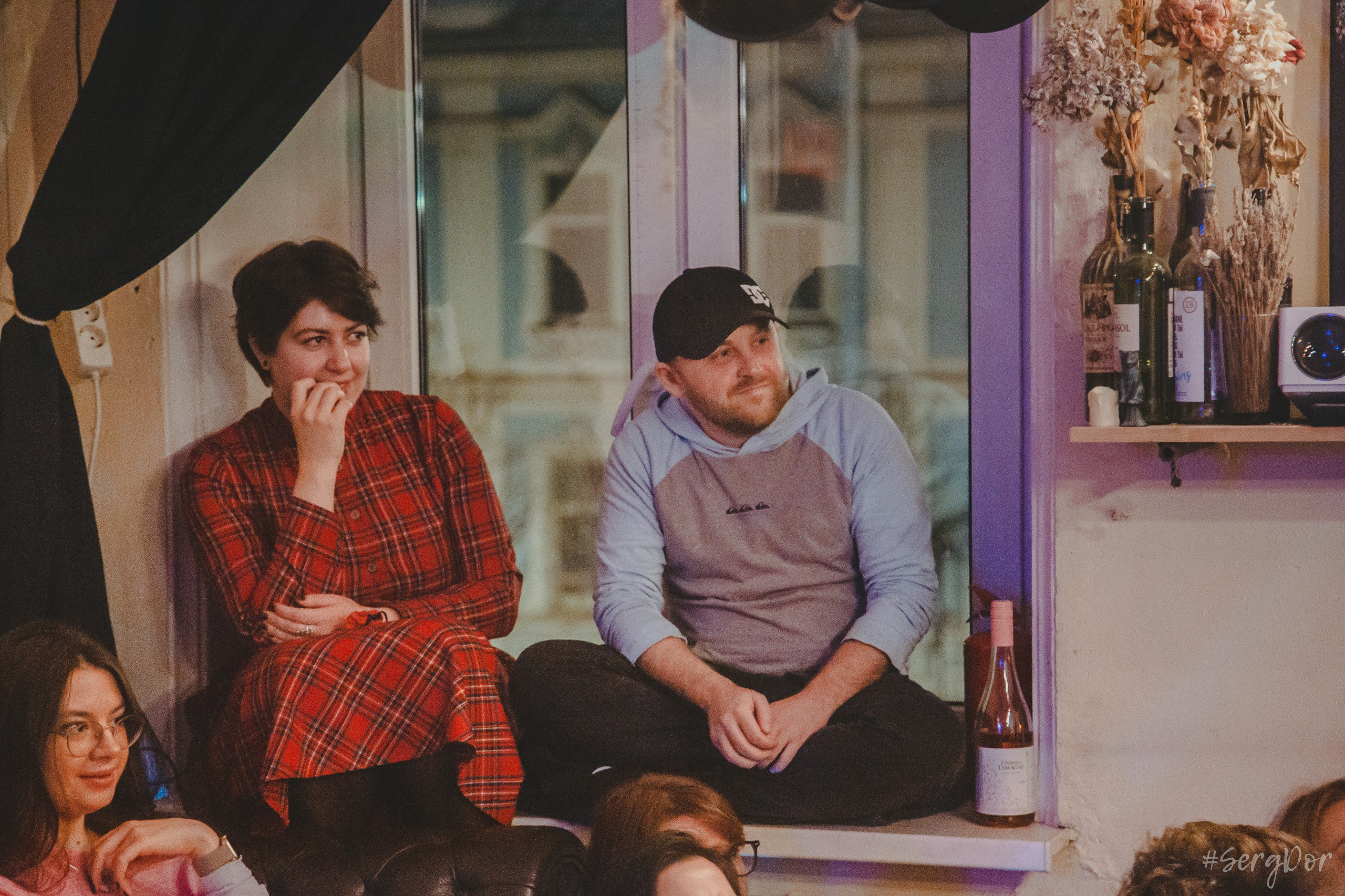 Рома Гонза, Ваня Пинженин, Квартирник у Мищенко, поэты, стихи, совершеннолетие, Санкт-Петербург, Питер, 16.11.2024, SergDor, 16 ноября 2024 года, #SergDor