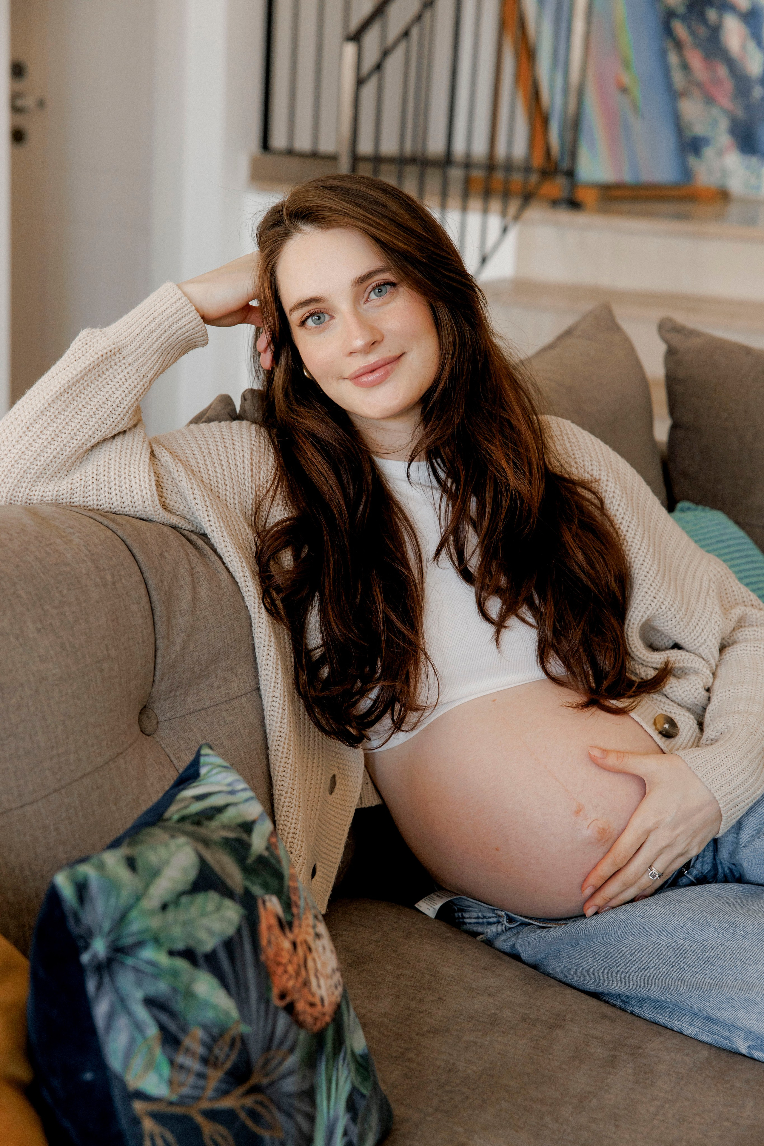 Pregnancy photoshoot (home/park/beach). Главная