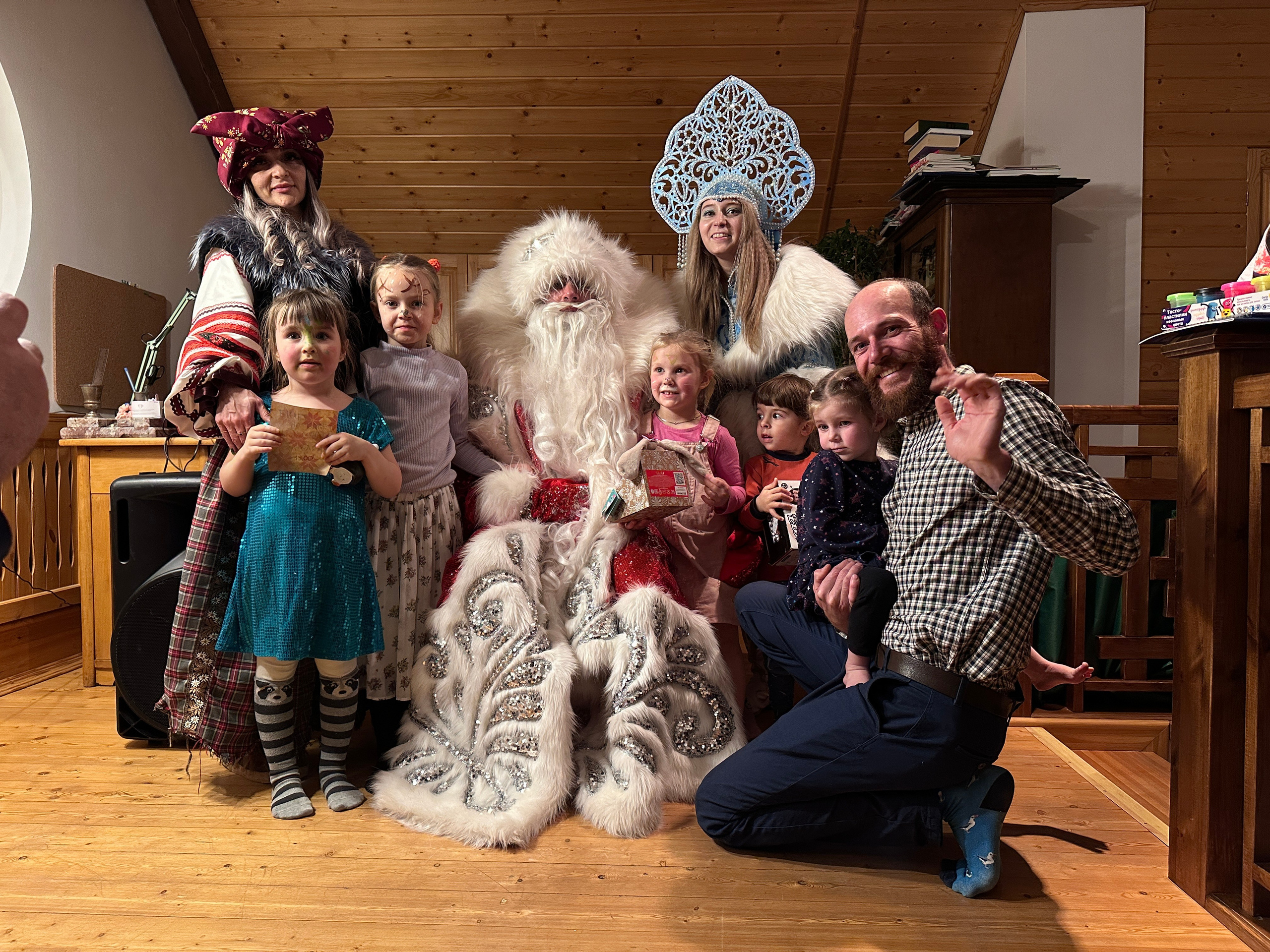 Дети. Смотри, красота!