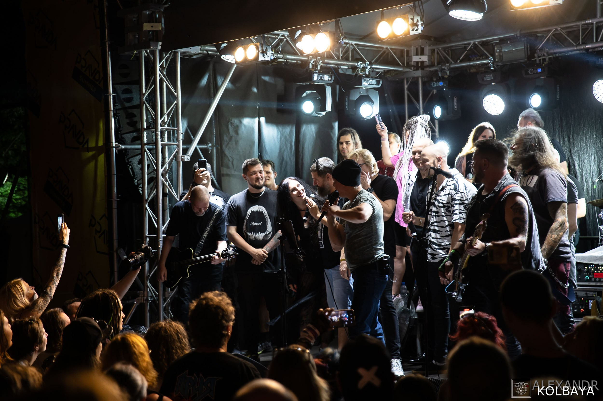 Фоторепортаж с мэшап концерта группы Черный Обелиск 4 июля 2024 года. Концертный и театральный репортажный фотограф в Москве Александр Колбая