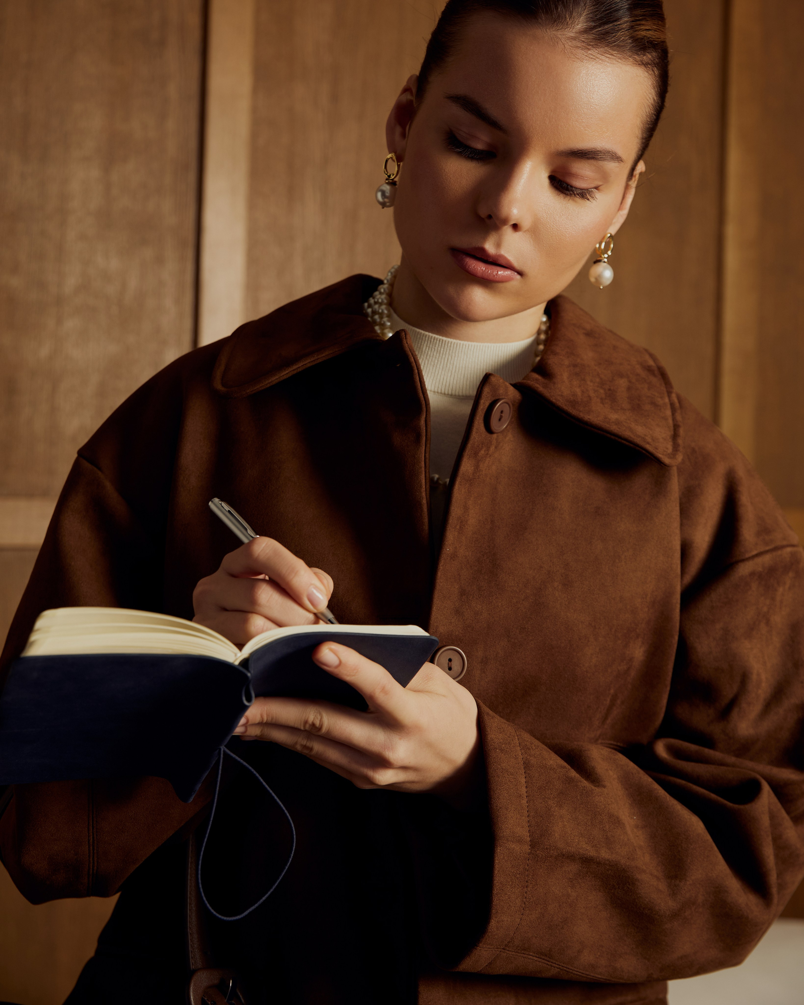 Екатерина Лещинская. Фотограф Sasha Saunder