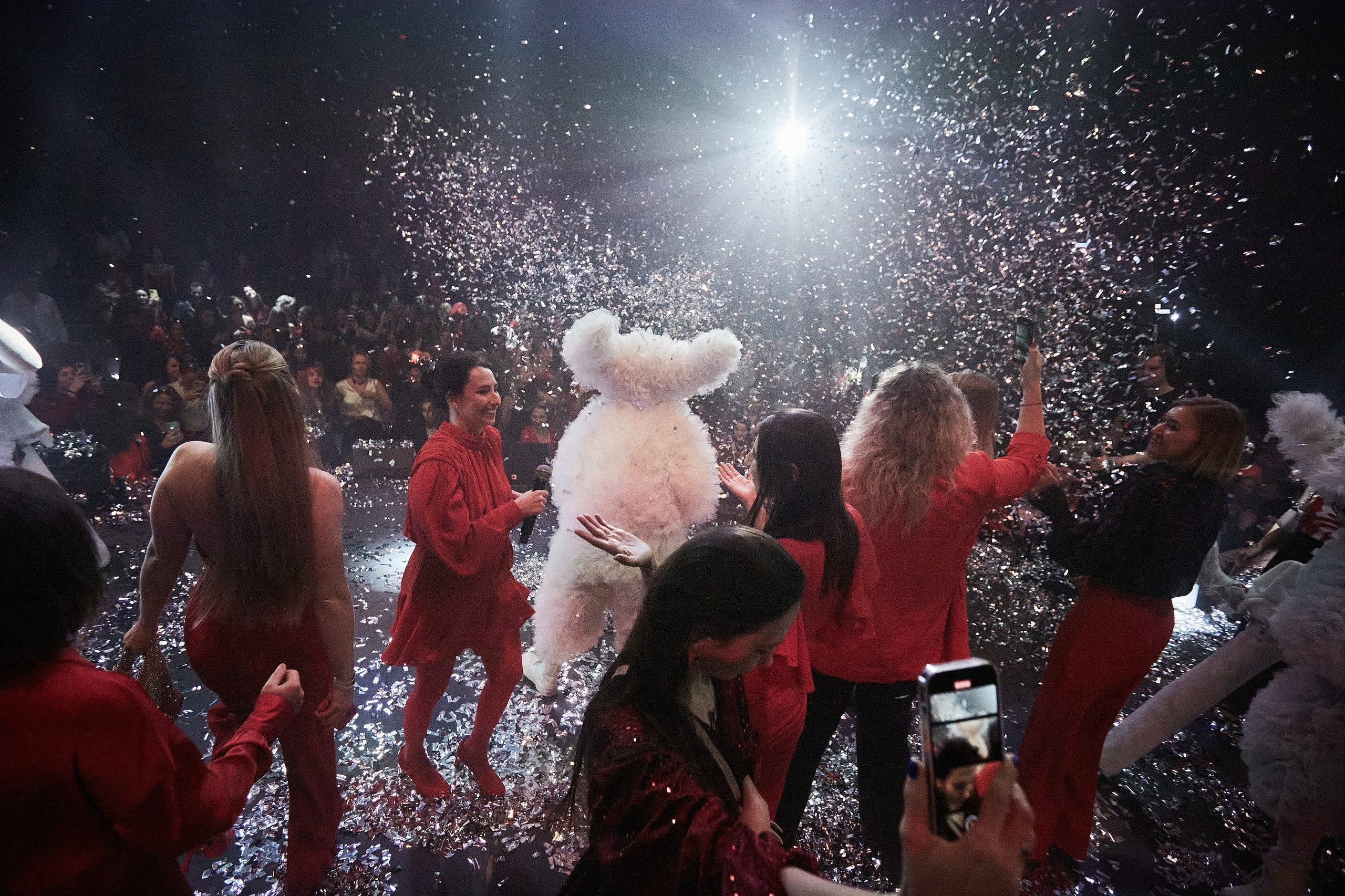Будущий Я. Проект Марии Галантер. Фотографирую масштабные события, людей и их истории по всему миру. Константин Трубников