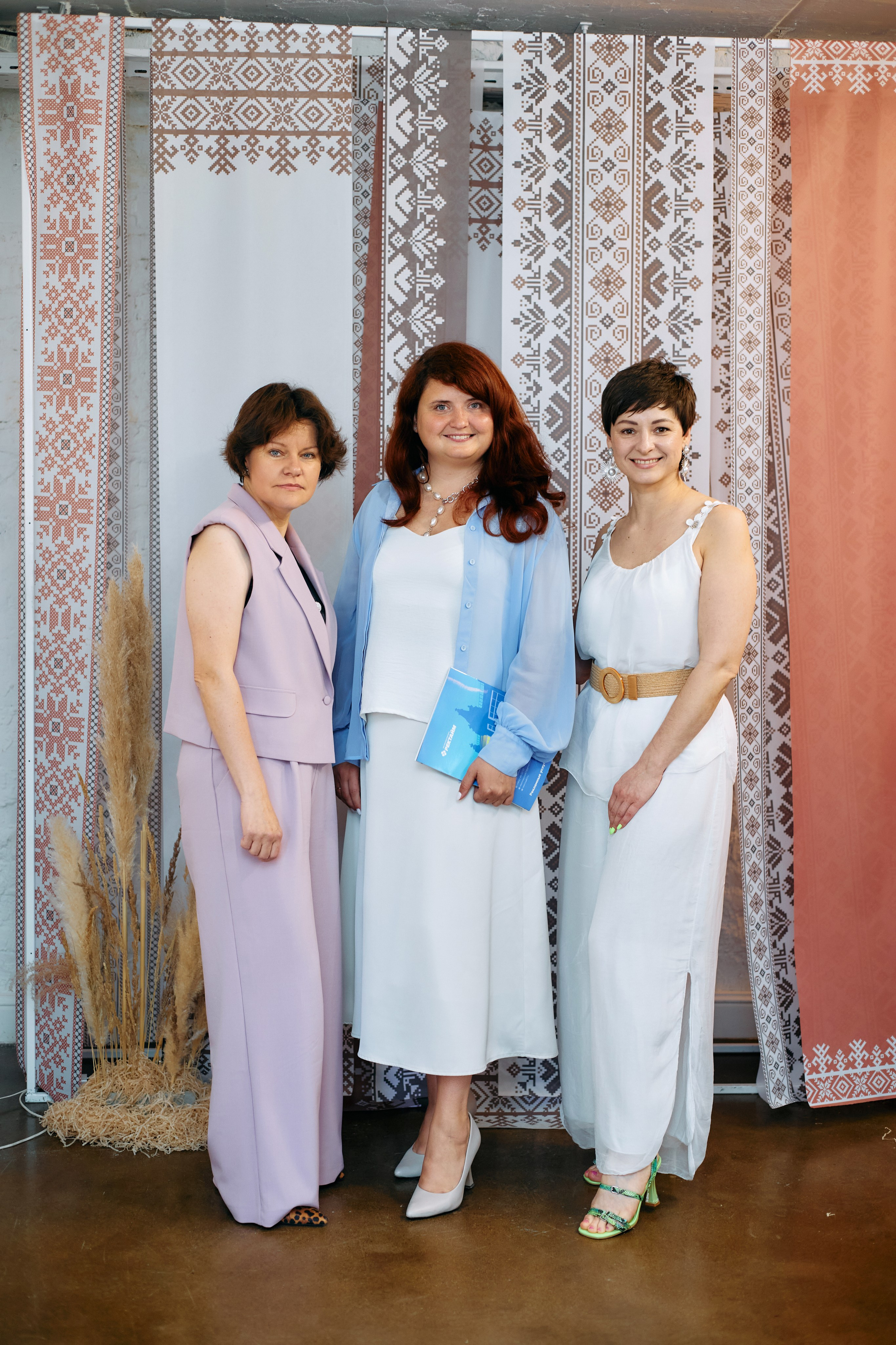 Деловой разговор «Перспективы инвестиций в 2024 году». Фотограф в Смоленске Ася Польшина