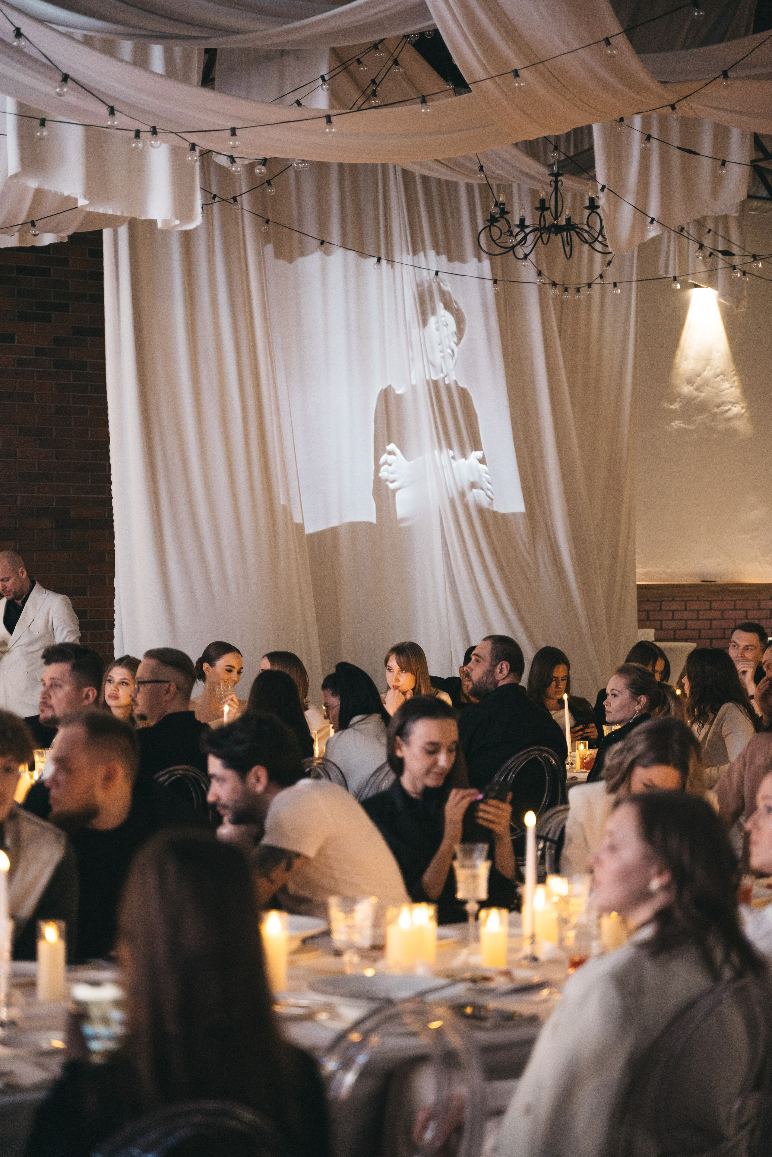 WhiteRoom Pre-wedding. Репортажный и свадебный фотограф в Сургуте