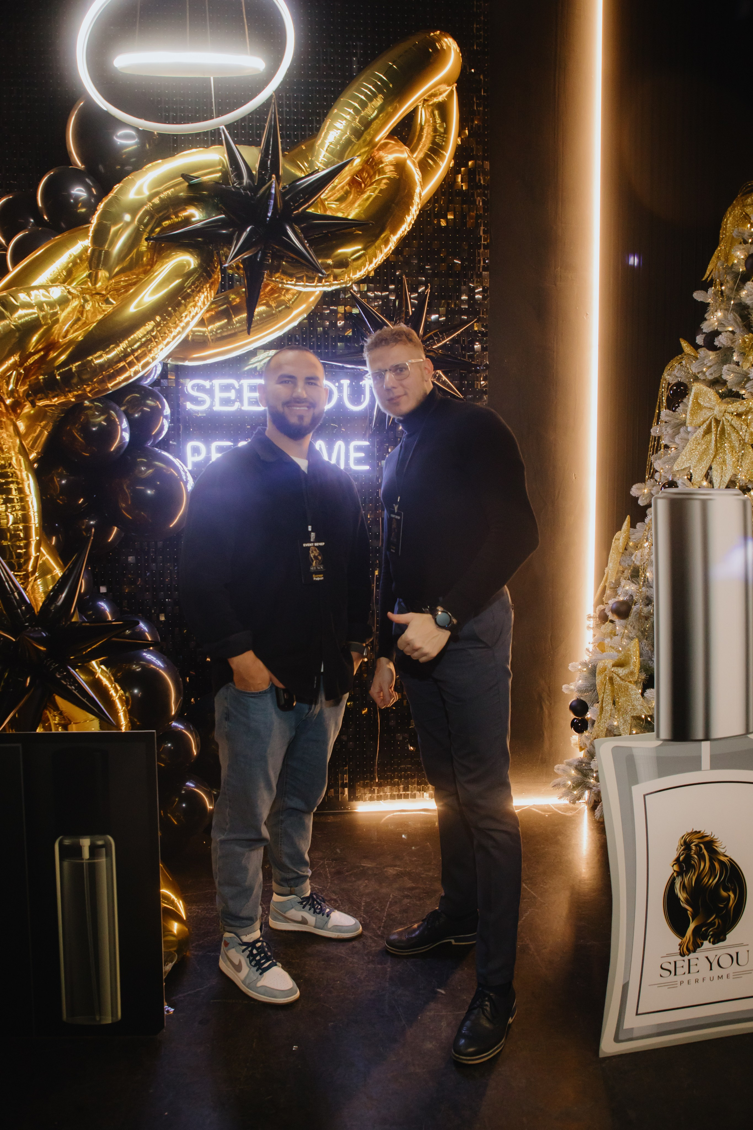 See `You Perfume. Фотограф в Москве и Санкт-Петербурге Дарина