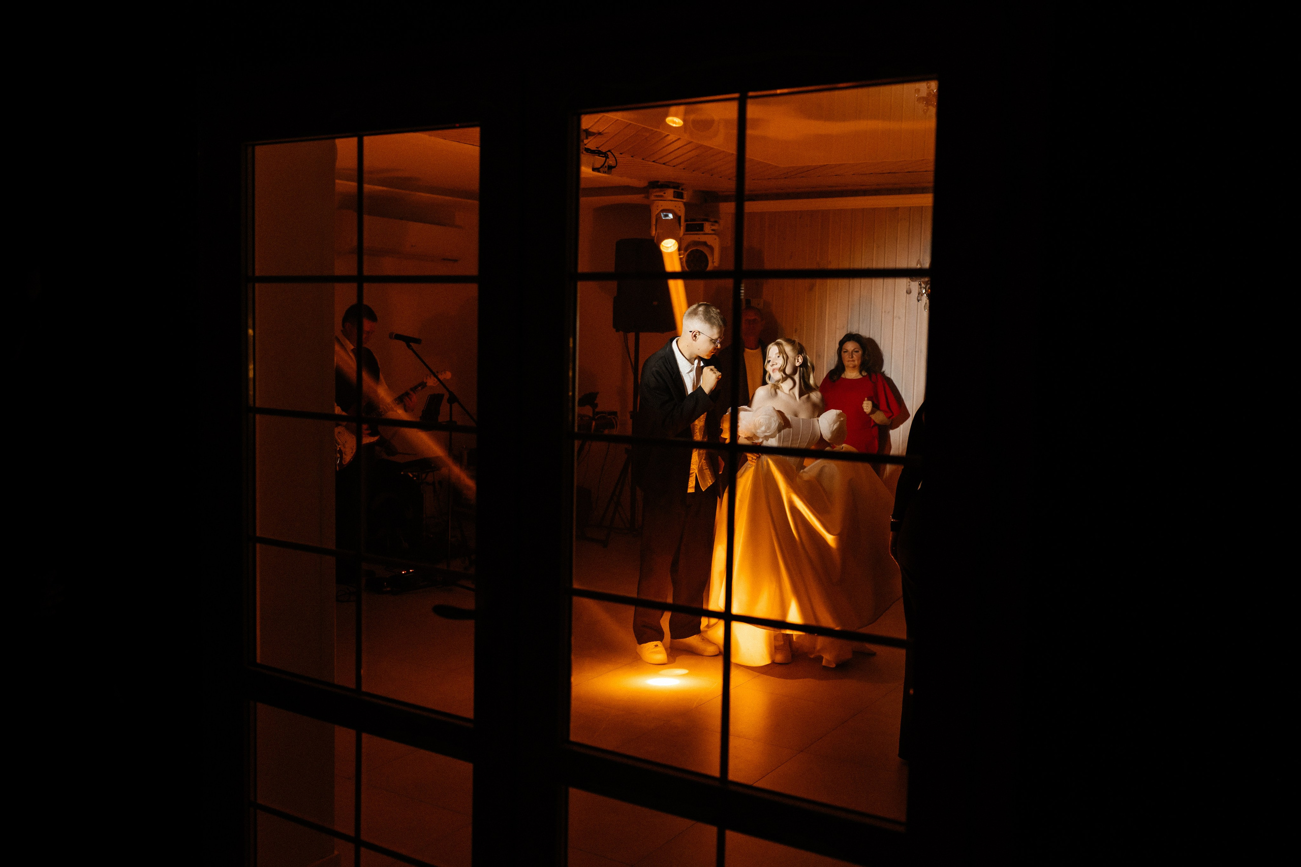 Молодые и влюблённые. СВАДЕБНЫЙ И РЕПОРТАЖНЫЙ ФОТОГРАФ | МИНСК, БЕЛАРУСЬ| ЮЛИАНА ВАСИЛЬКОВА