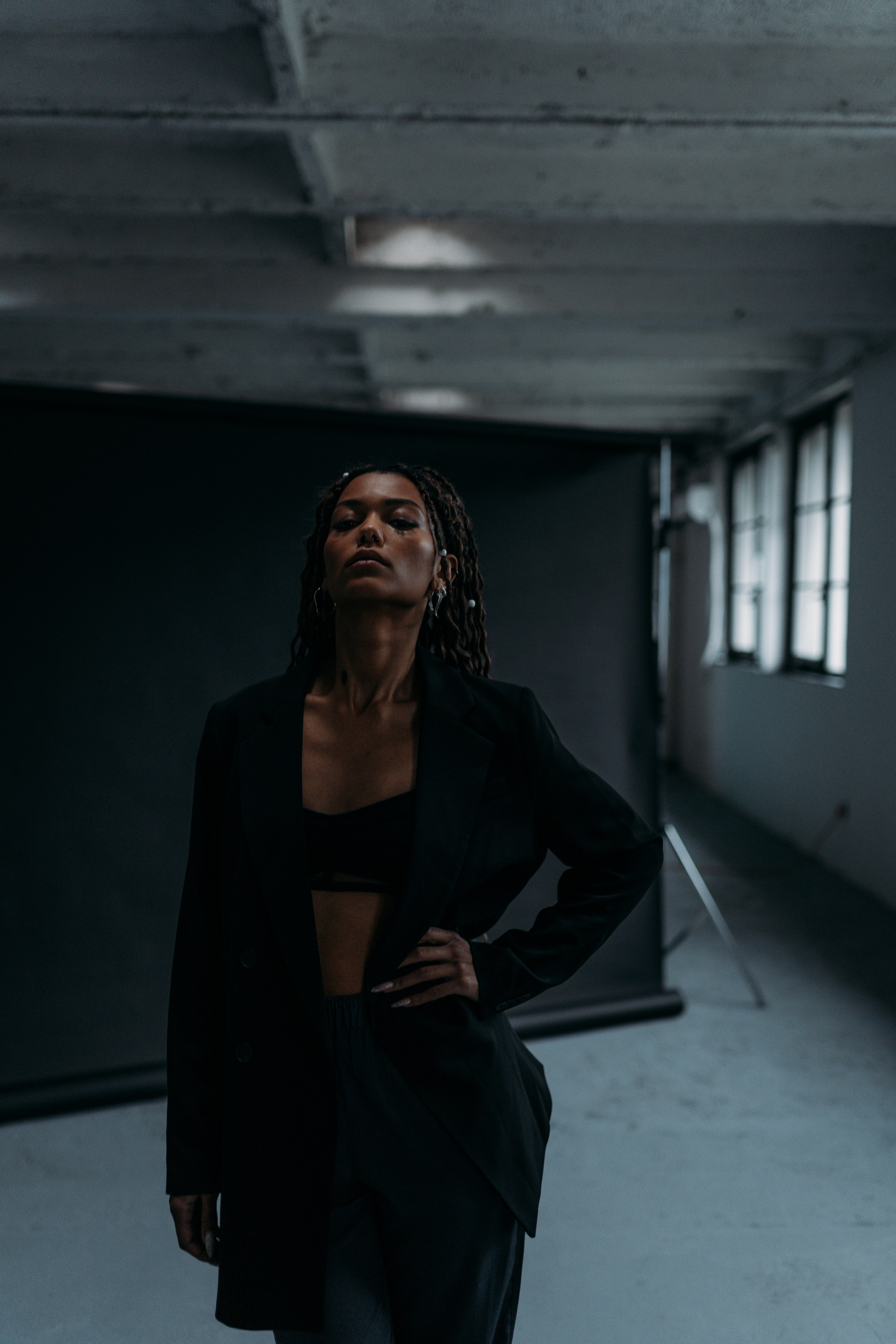 Портретная фотосессия в студии. Нейрокреатор Сербия, Нови-Сад