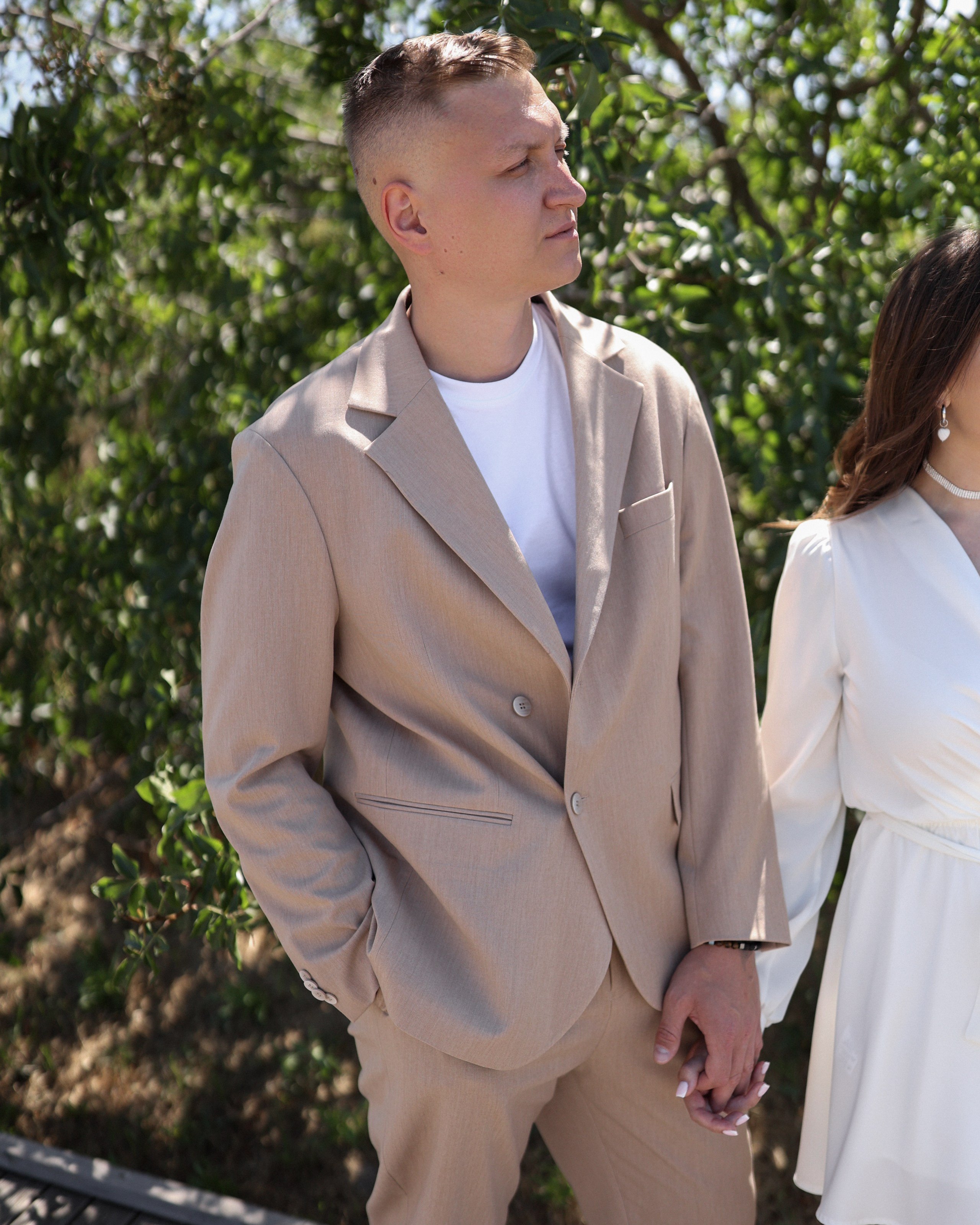 Роспись и прогулка в старом Херсонесе. Фотограф в Севастополе и Крыму Артем Волобуев