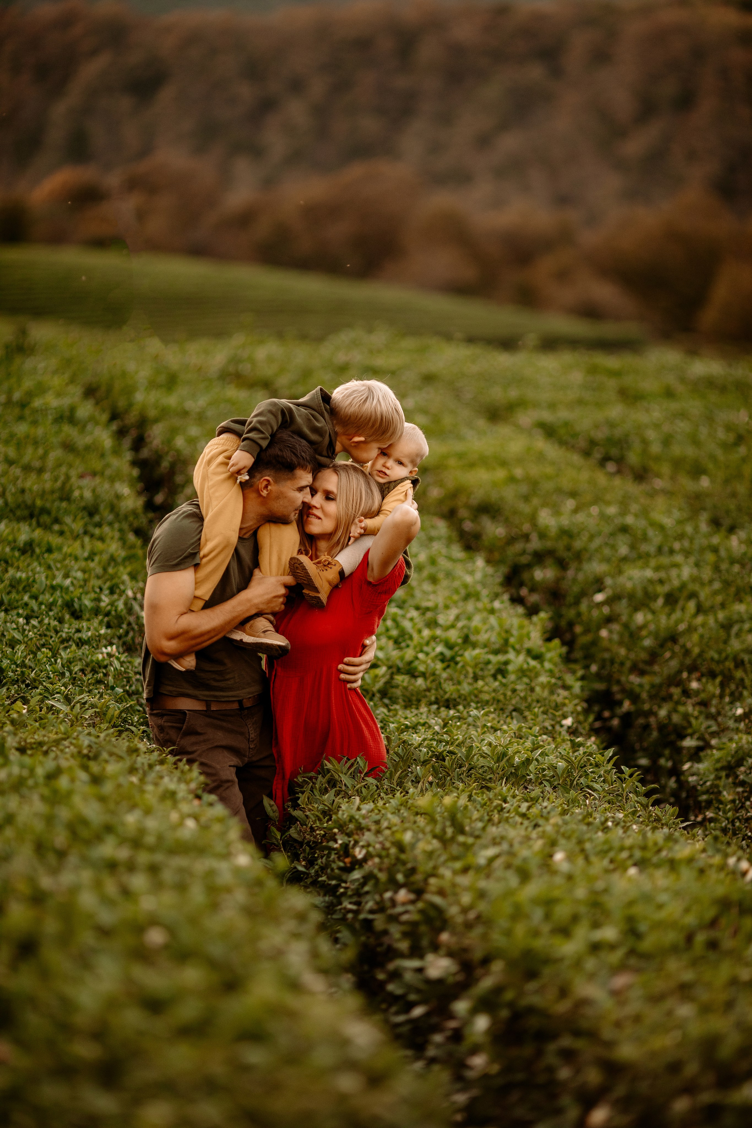 СЕМЕЙНЫЕ фотосессии. Фотограф материнства и таинства кормления Екатерина Кузьмин