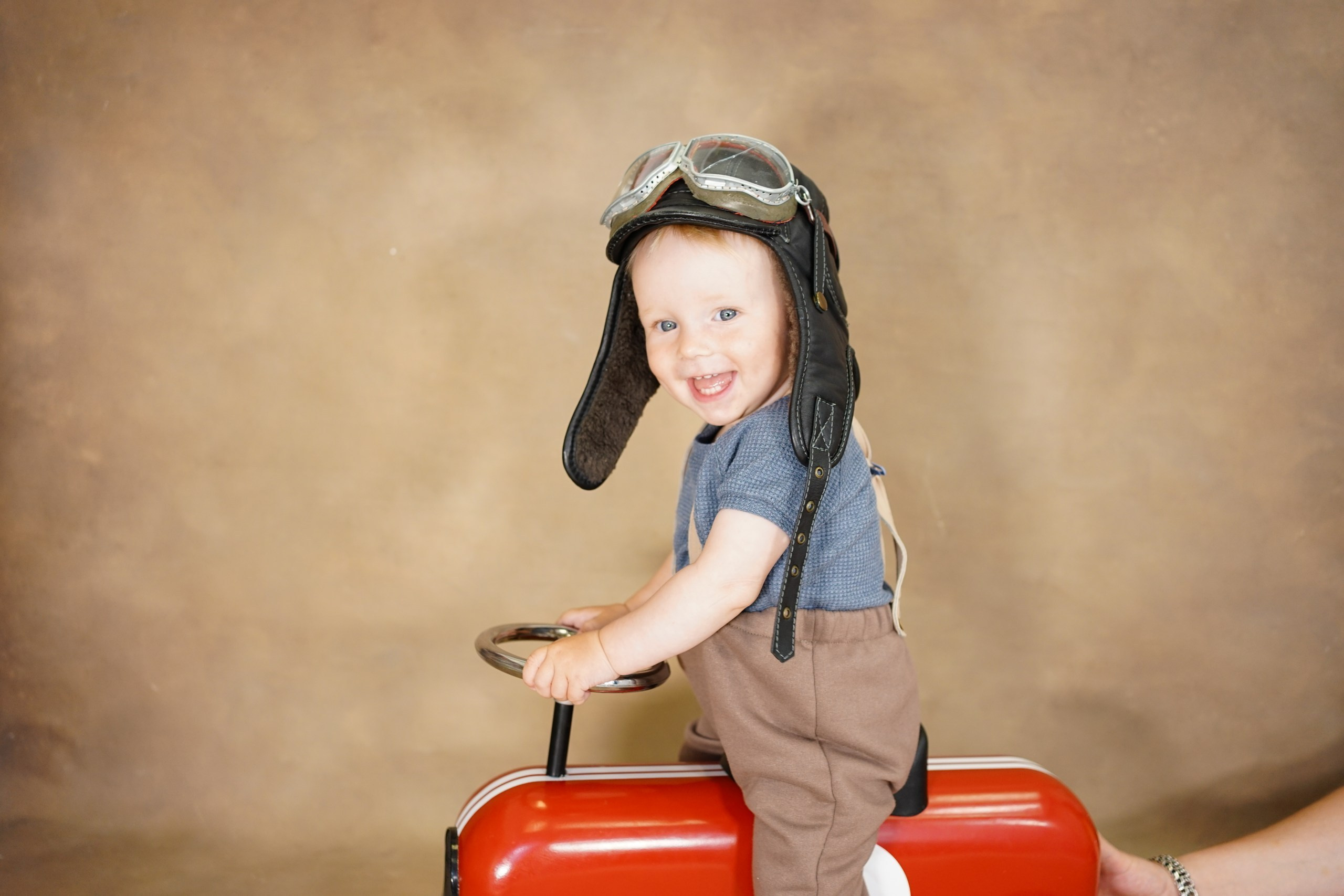 Фотосессия на Годик для Мальчиков. Детская Фотостудия ГОДОВАСИКИ в Санкт-Петербурге фотосесия на годик