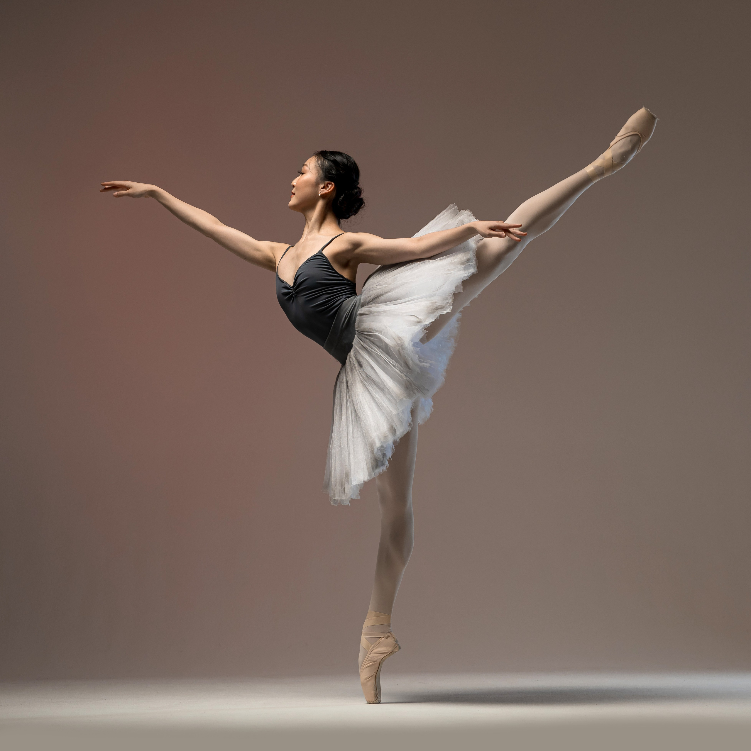 Балетная съёмка на белой циклораме и фонах. Балетный фотограф Алина Ханько — Душа Балета