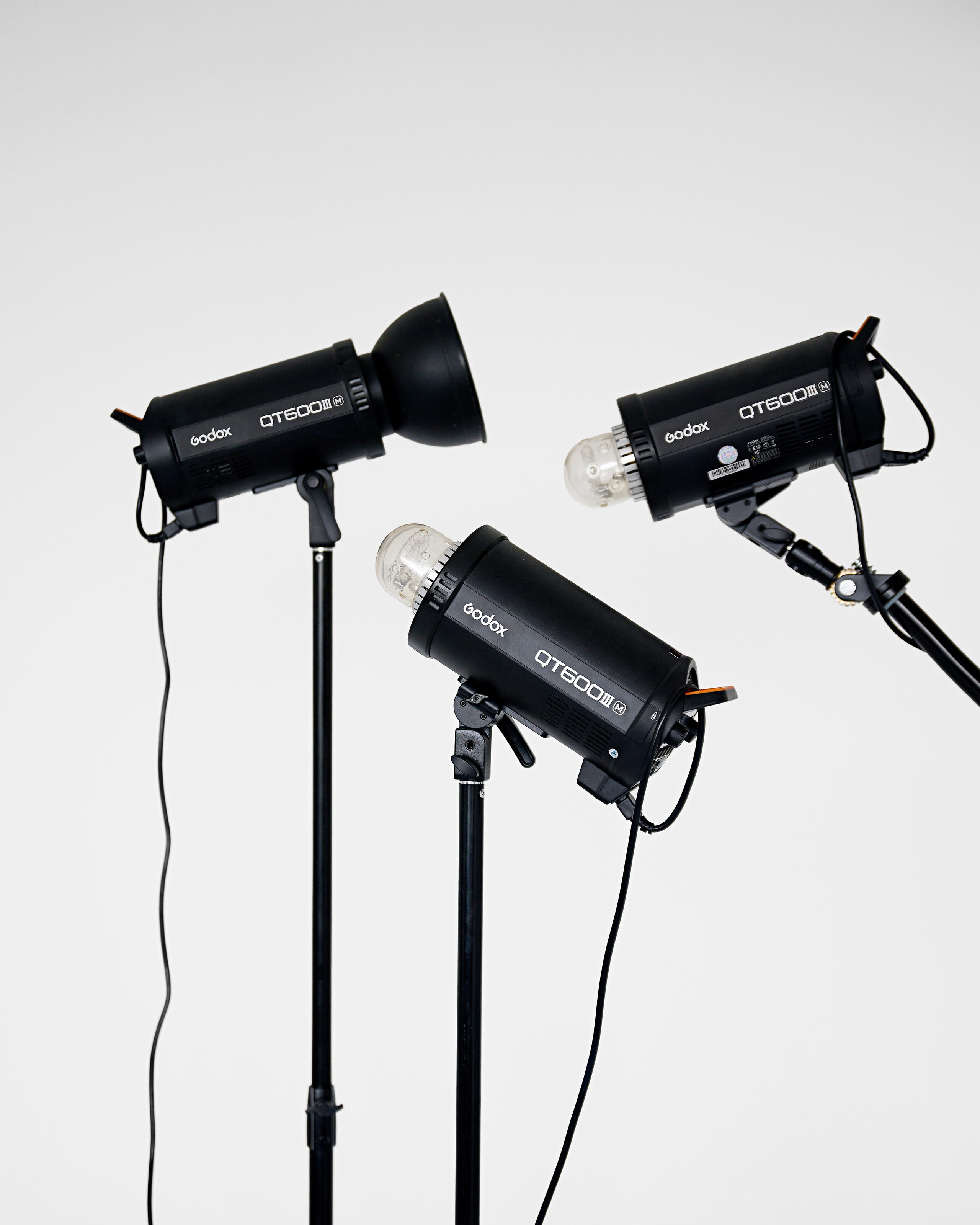 Источники импульсного света Godox QT 600m III 3 шт