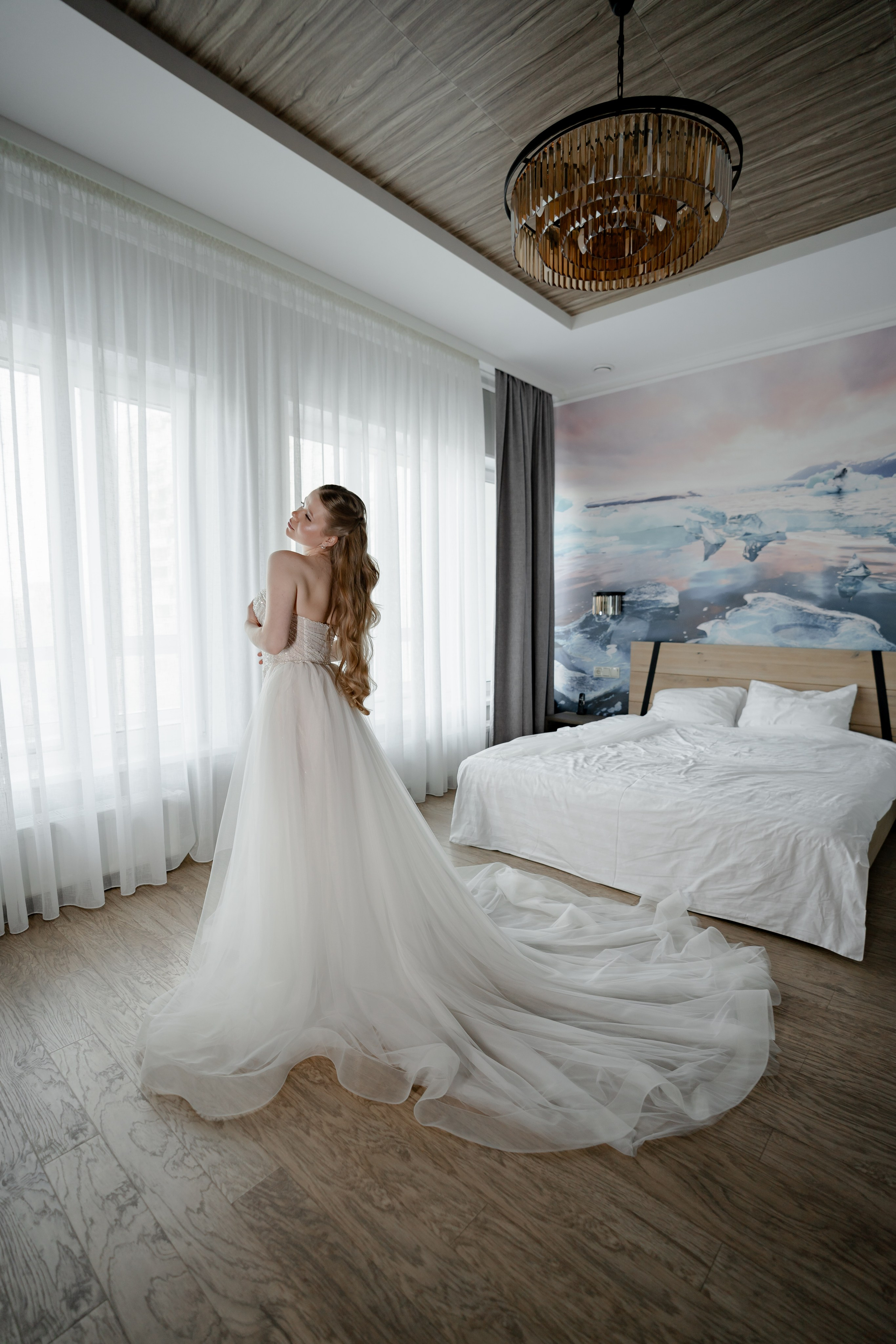 СВАДЕБНАЯ СЬЕМКА СБОРОВ В ОТЕЛЕ И ВЫЕЗД НА ЦЕРЕМОНИЮ (СНЯТО В СИБИРЕ В НИЖНЕВАРТОВСКЕ). Профессиональный фотограф, Санкт-Петербург — Виктория Богомолова