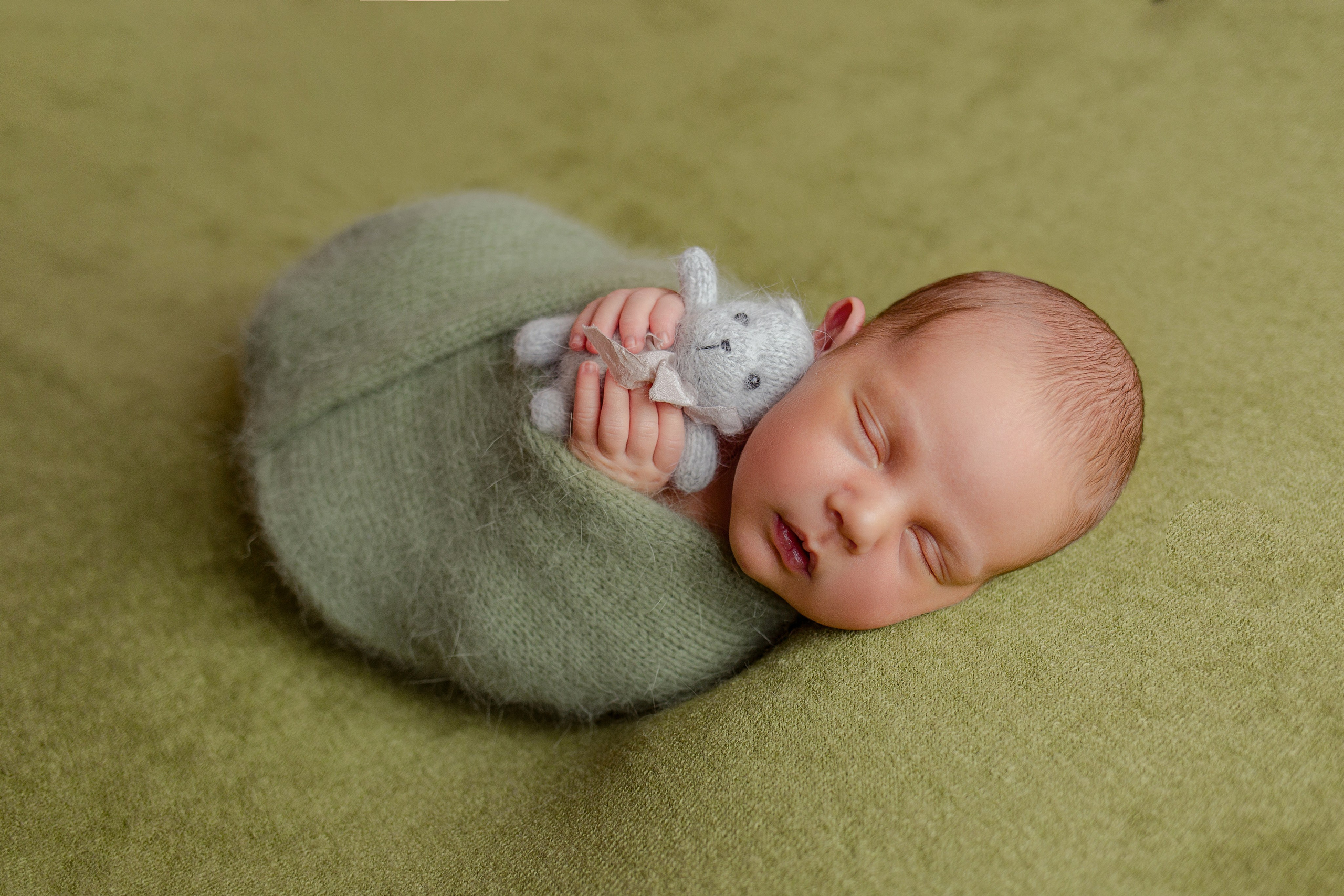 Ньюборн мальчики. Фотограф новорожденных, семейный, детский фотограф в Москве и Московской области
