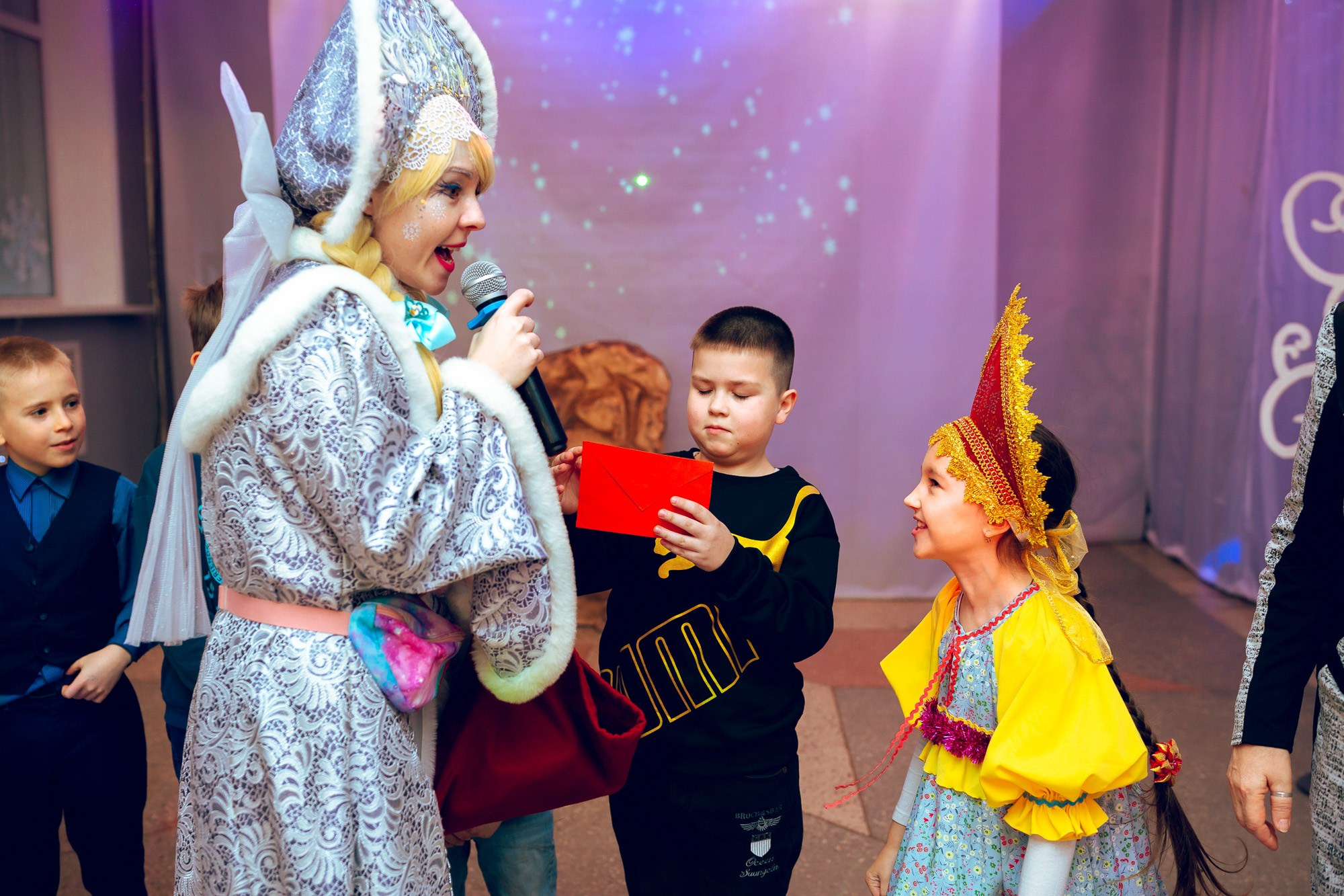 Новогодний детский утренник. Андрей Кровлин — фотограф в Славянке
