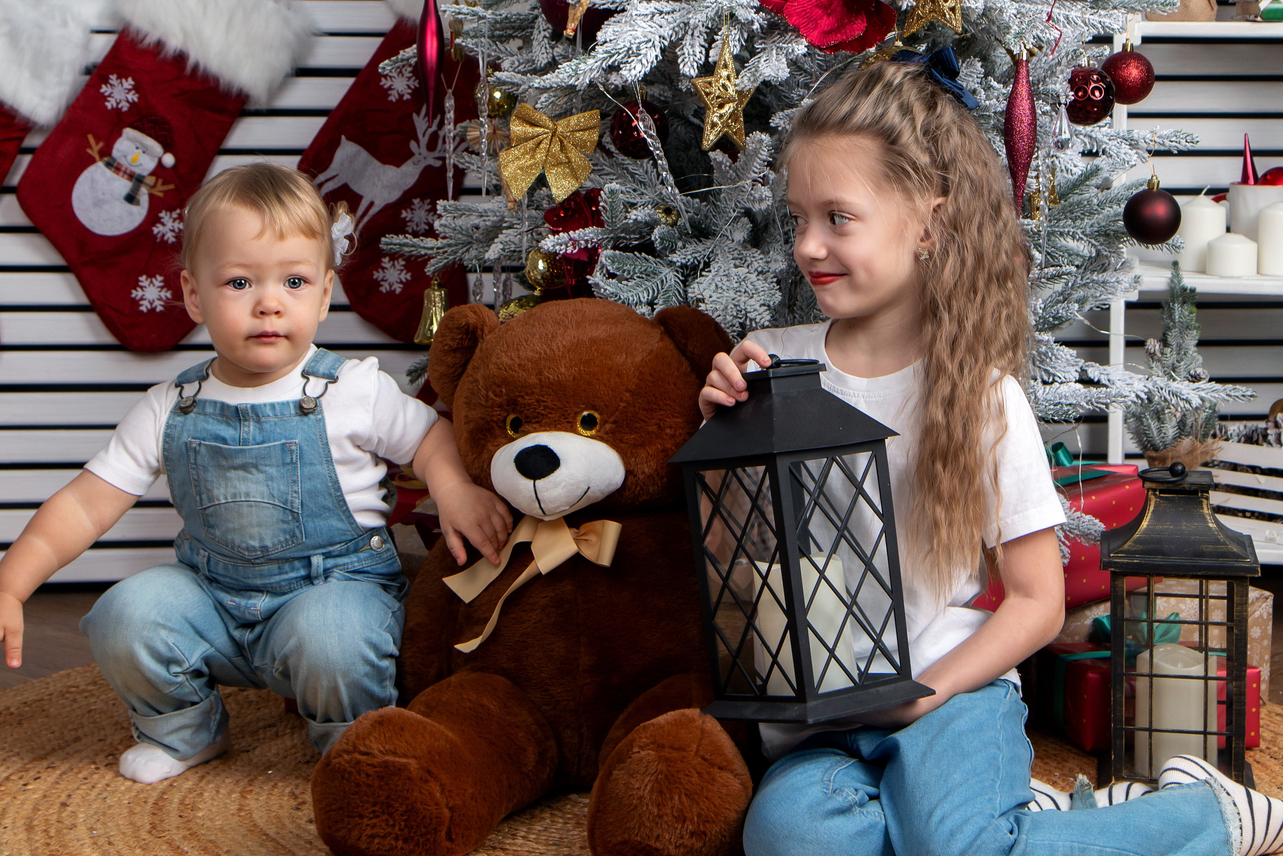 Новогодняя фотосъемка для Ангелины и ее семьи. Фотограф в Шелехове, лучшие выпускные альбомы в Шелехове