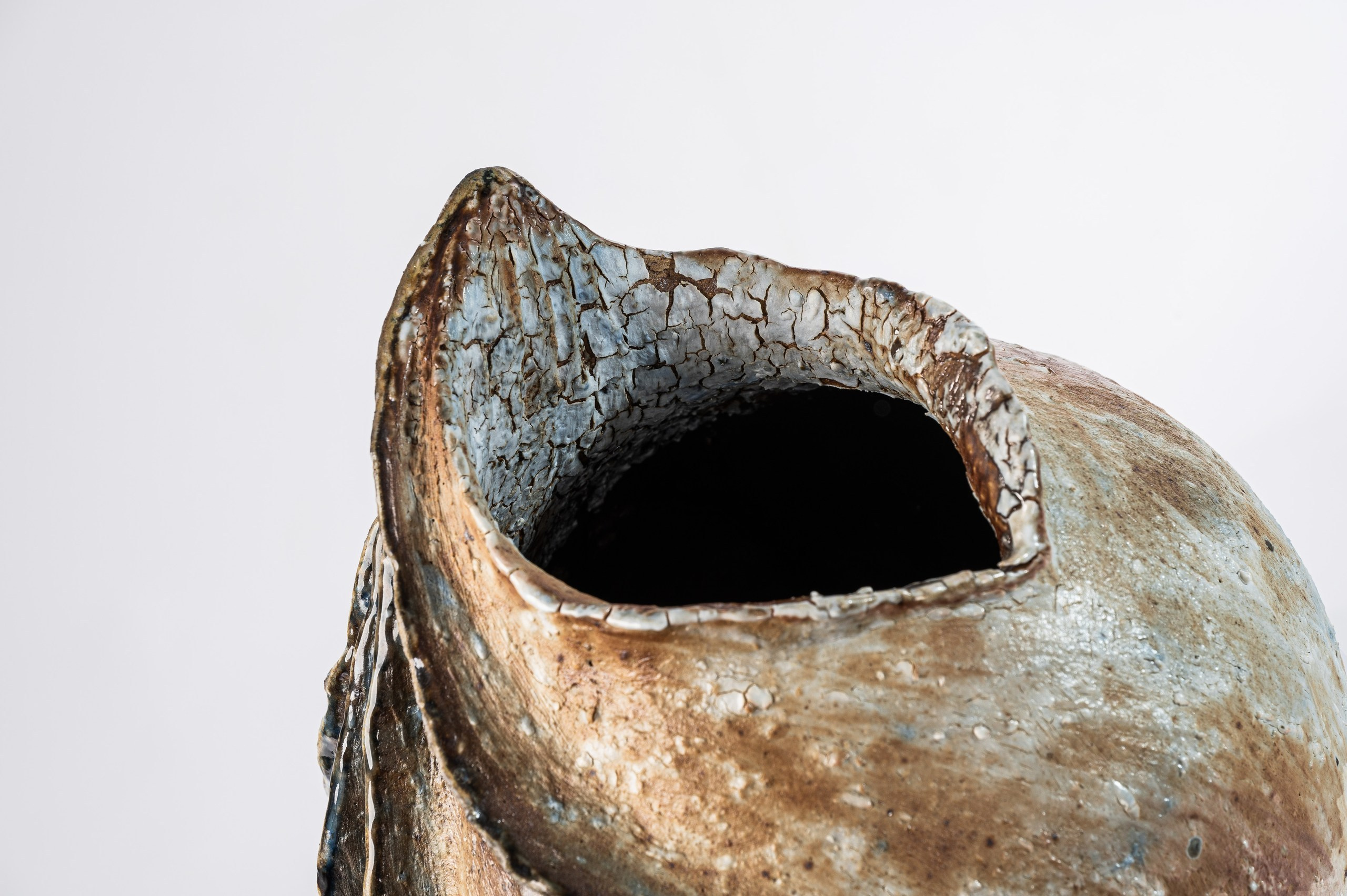 Ваза «Глубины». Арт-керамика Катерины Жизневской