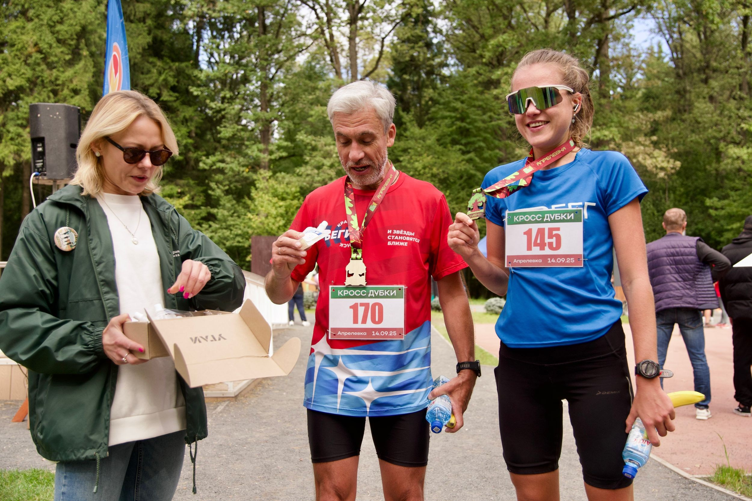 Забег в парке «Дубки». Кафе «БЕЛКА НАШЕПТАЛА». Ну оооочень концептуальное кафе