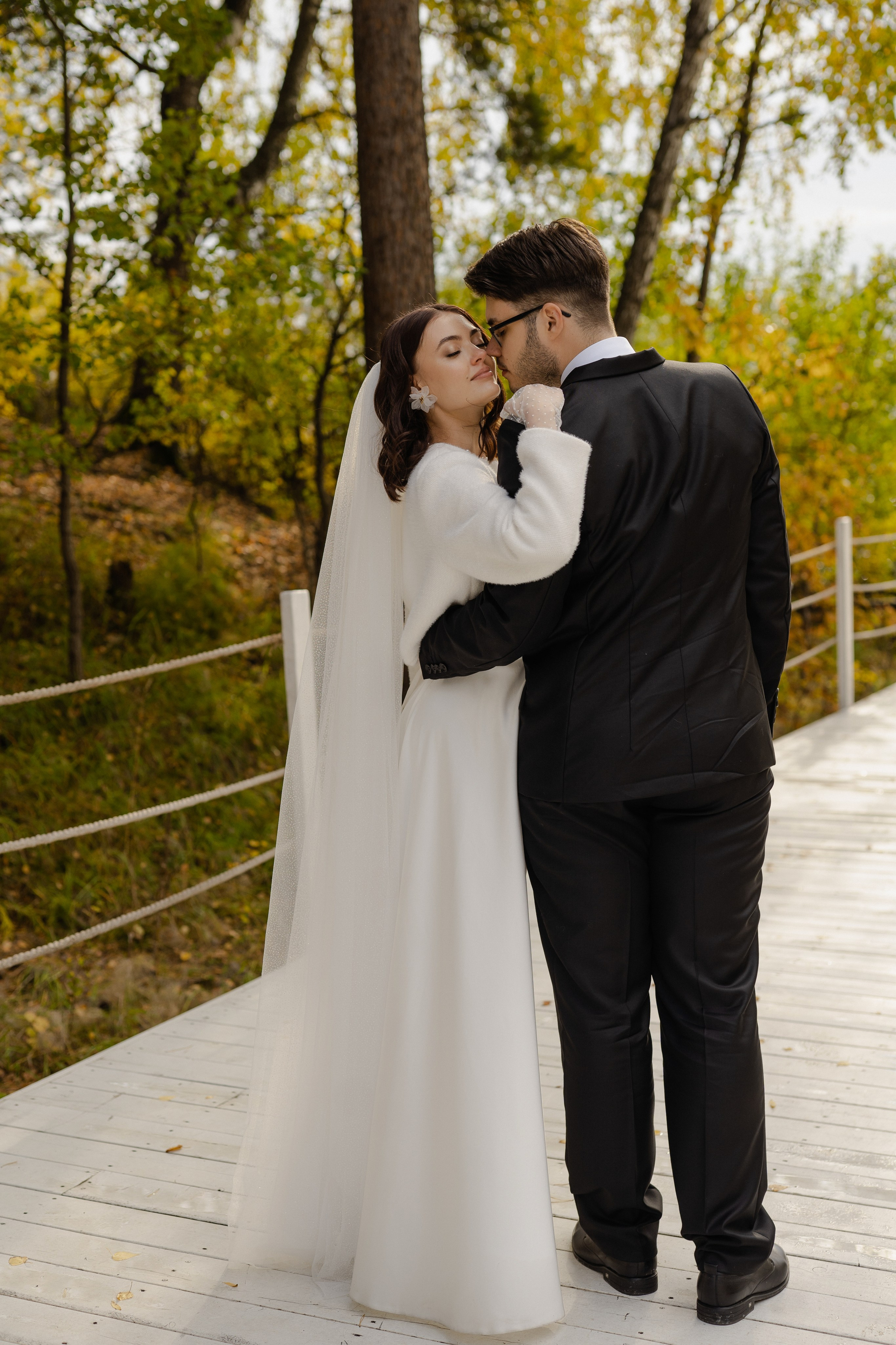 Ксения и Василий. Хвоя. Фотограф Аля Овчарова