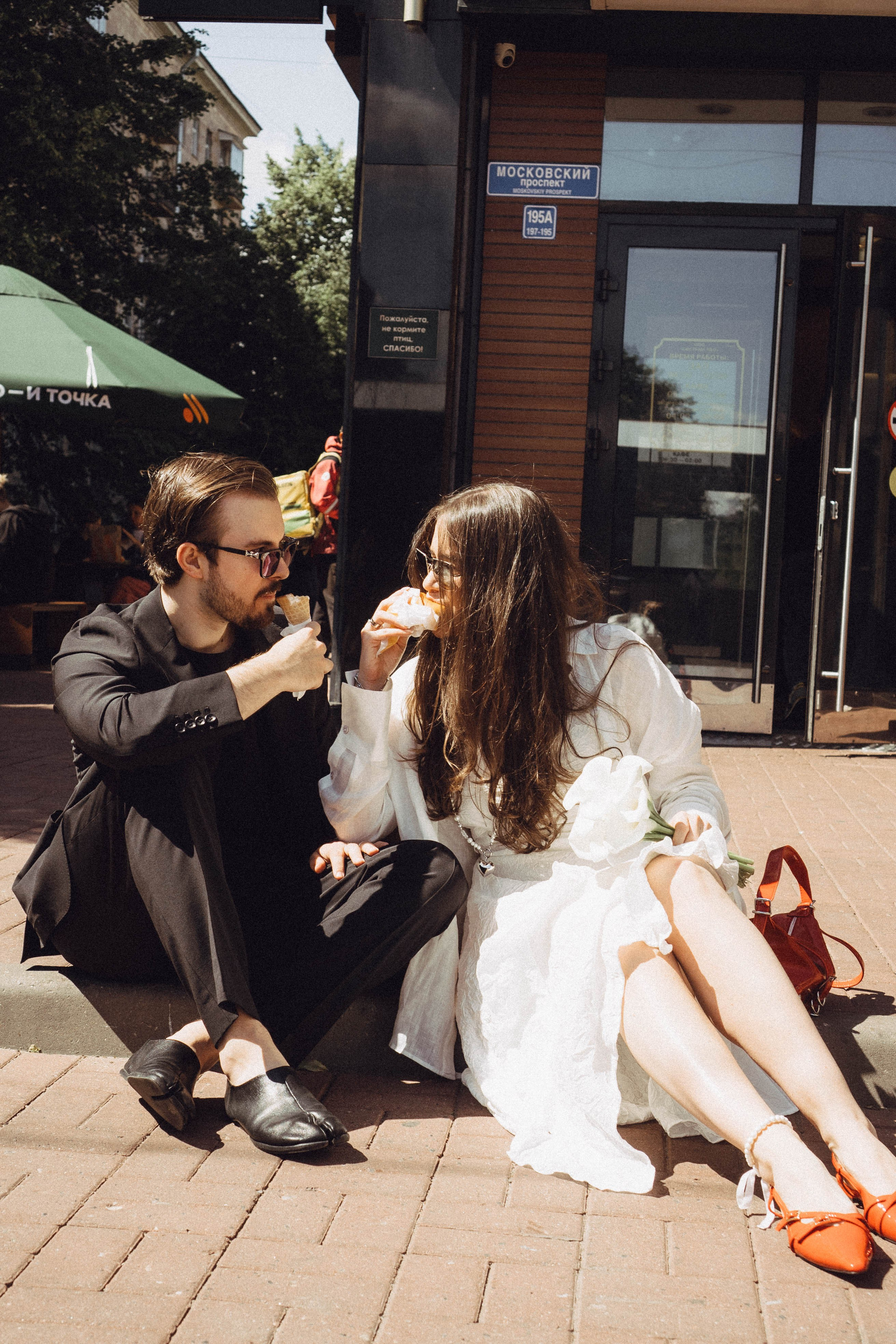 СВАДЕБНАЯ СЬЕМКА В ПАРКЕ ПОБЕДЫ И ПРОГУЛКА ПО МОСКОВСКОМУ ПРОСПЕКТУ. Профессиональный фотограф, Санкт-Петербург — Виктория Богомолова
