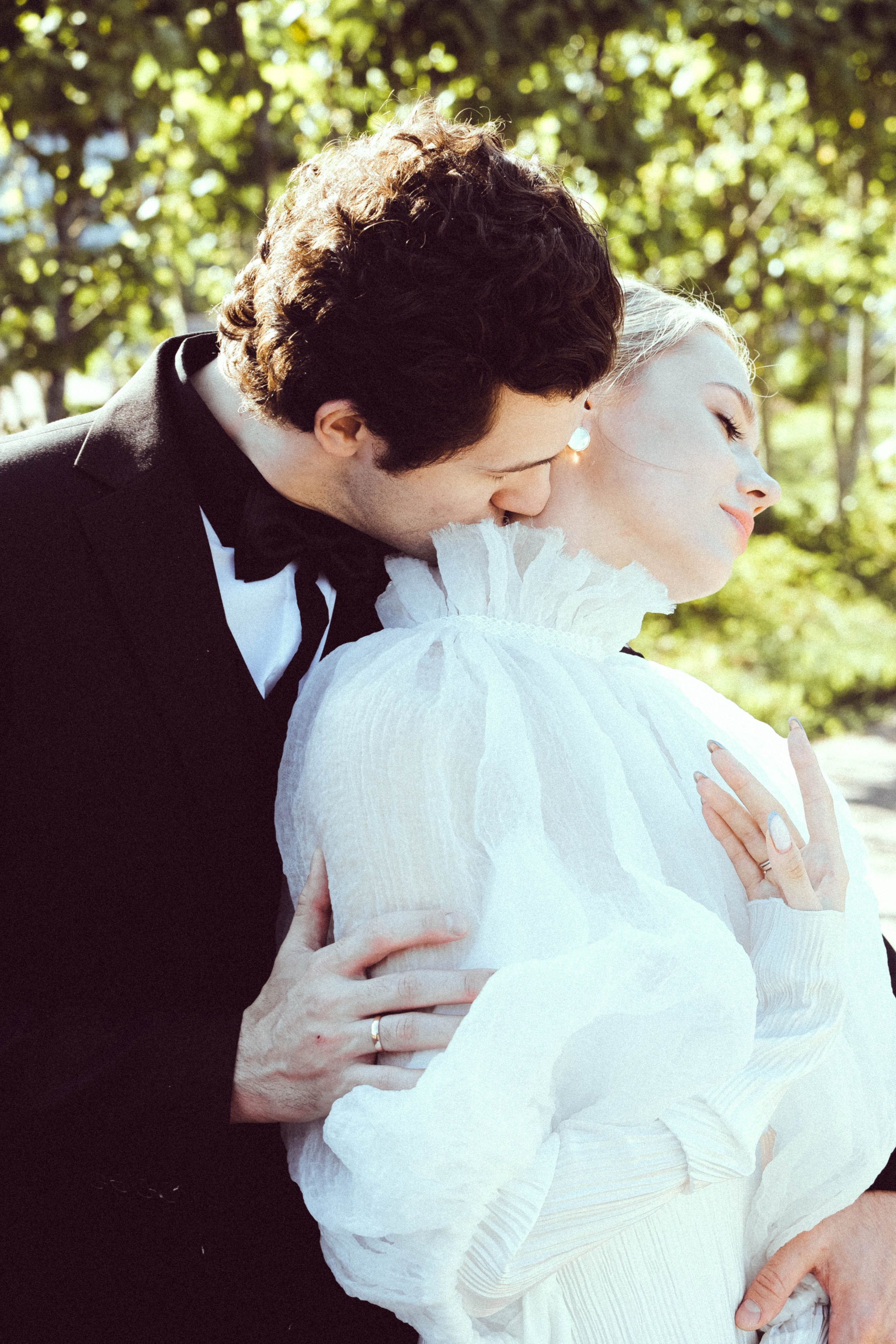 СВАДЕБНАЯ СЬЕМКА В ПАРКЕ ОРАНИЕНБАУМ. Профессиональный фотограф, Санкт-Петербург — Виктория Богомолова