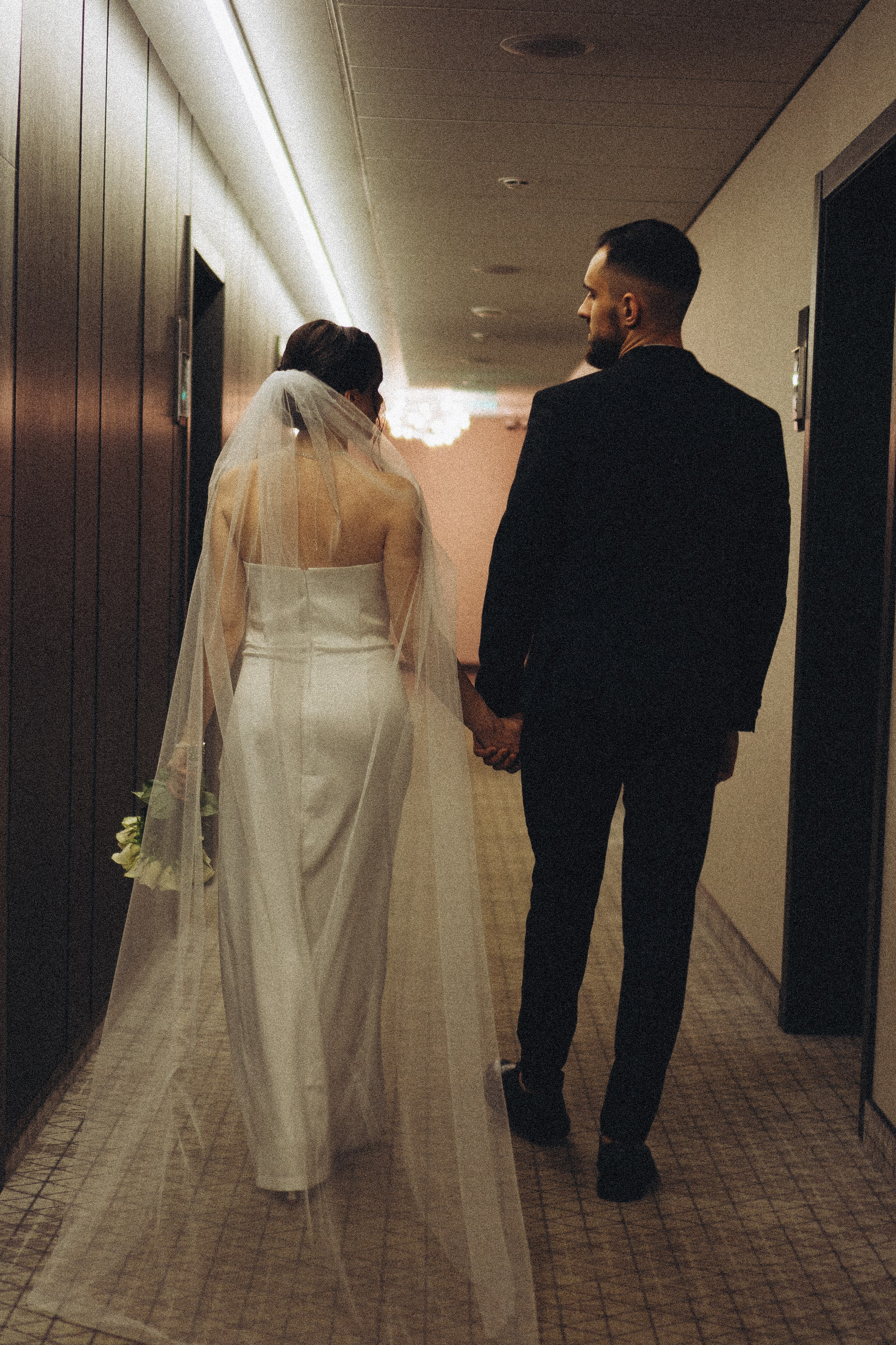 СВАДЕБНАЯ СЬЕМКА СБОРОВ ЖЕНИХА И НЕВЕСТЫ В ОТЕЛЕ И ТАКЖЕ ФОТОСЕССИИЯ В ОТЕЛЕЕ МЕГАПОЛИС БРЯНСК. Профессиональный фотограф, Санкт-Петербург — Виктория Богомолова