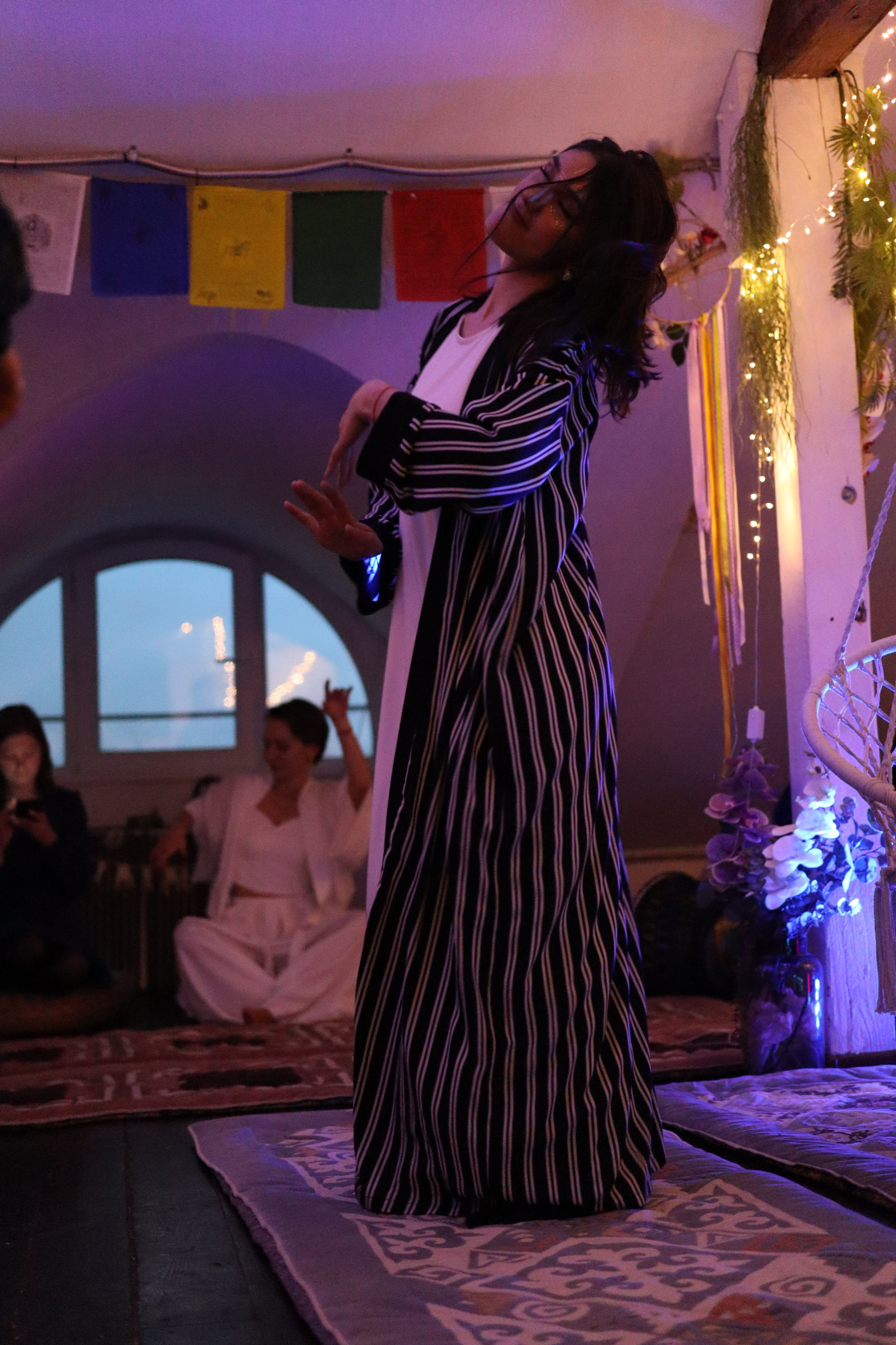 Bhakti Mantra. Photo Ninja