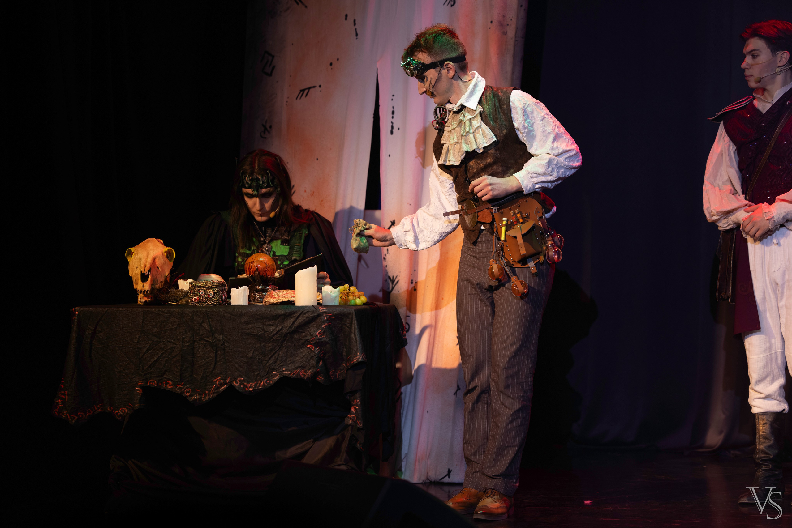 Книга стихий 25.01. Фотограф Виктор Степанов