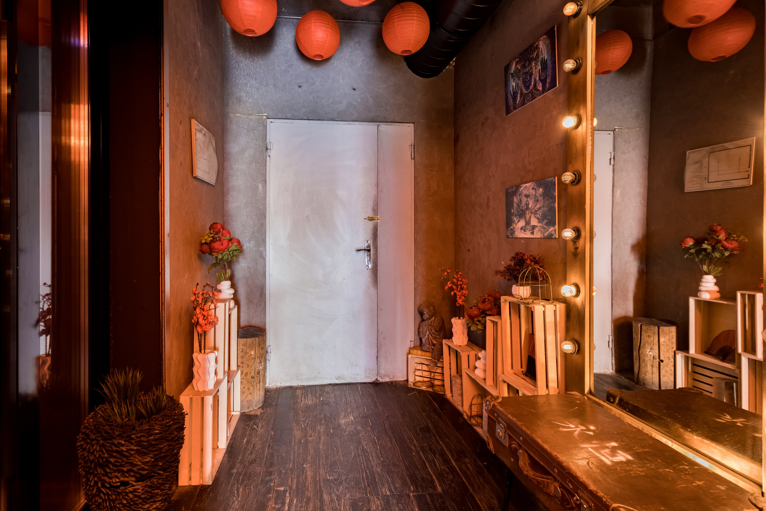 Фотосъемка для центра паровых коктейлей Hookah в Марьино. Интерьеры, Контент, Портреты | Фотограф в Москве Дани Терно