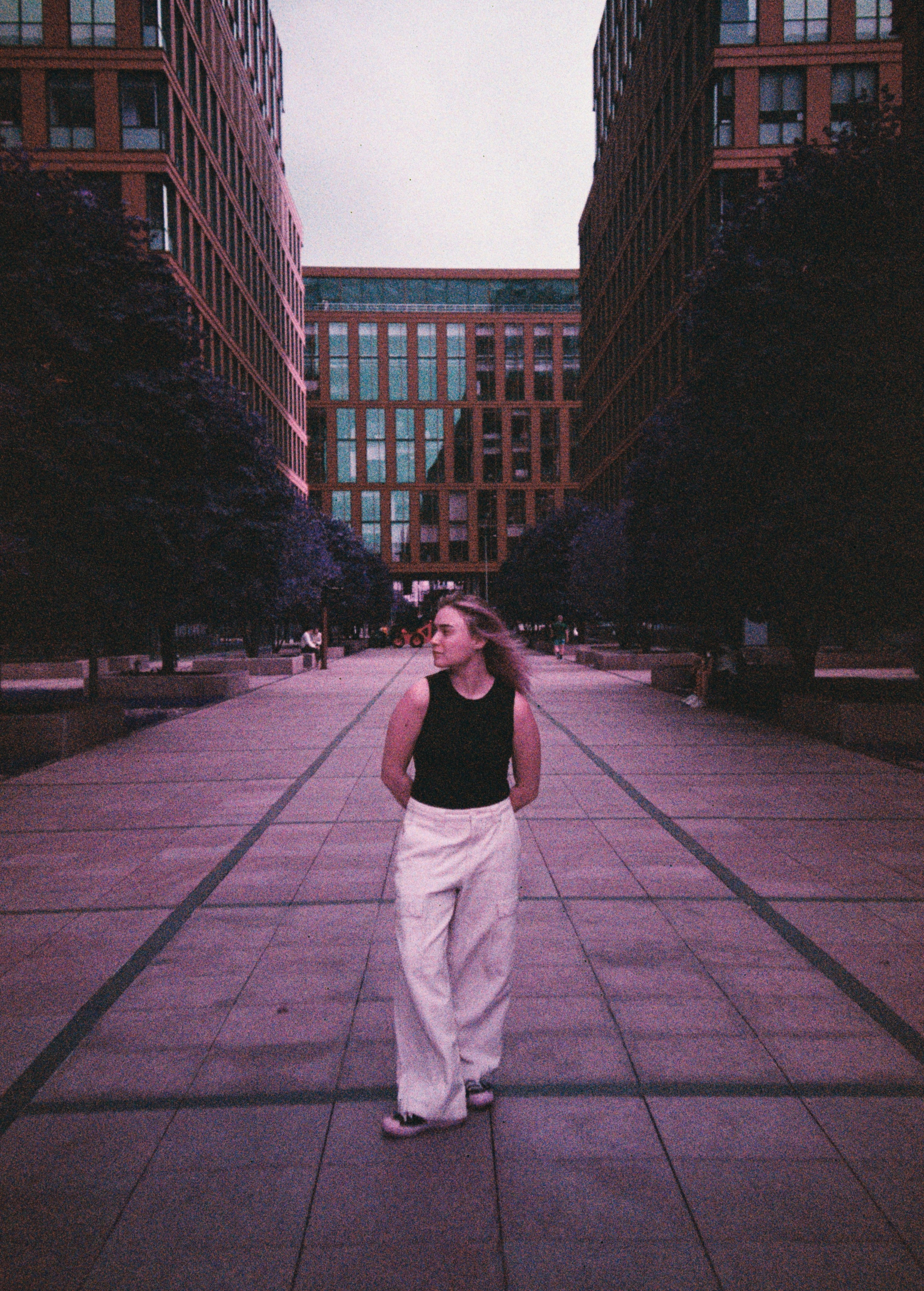 Faces. TATIANA DARINA — film photographer in St. Petersburg